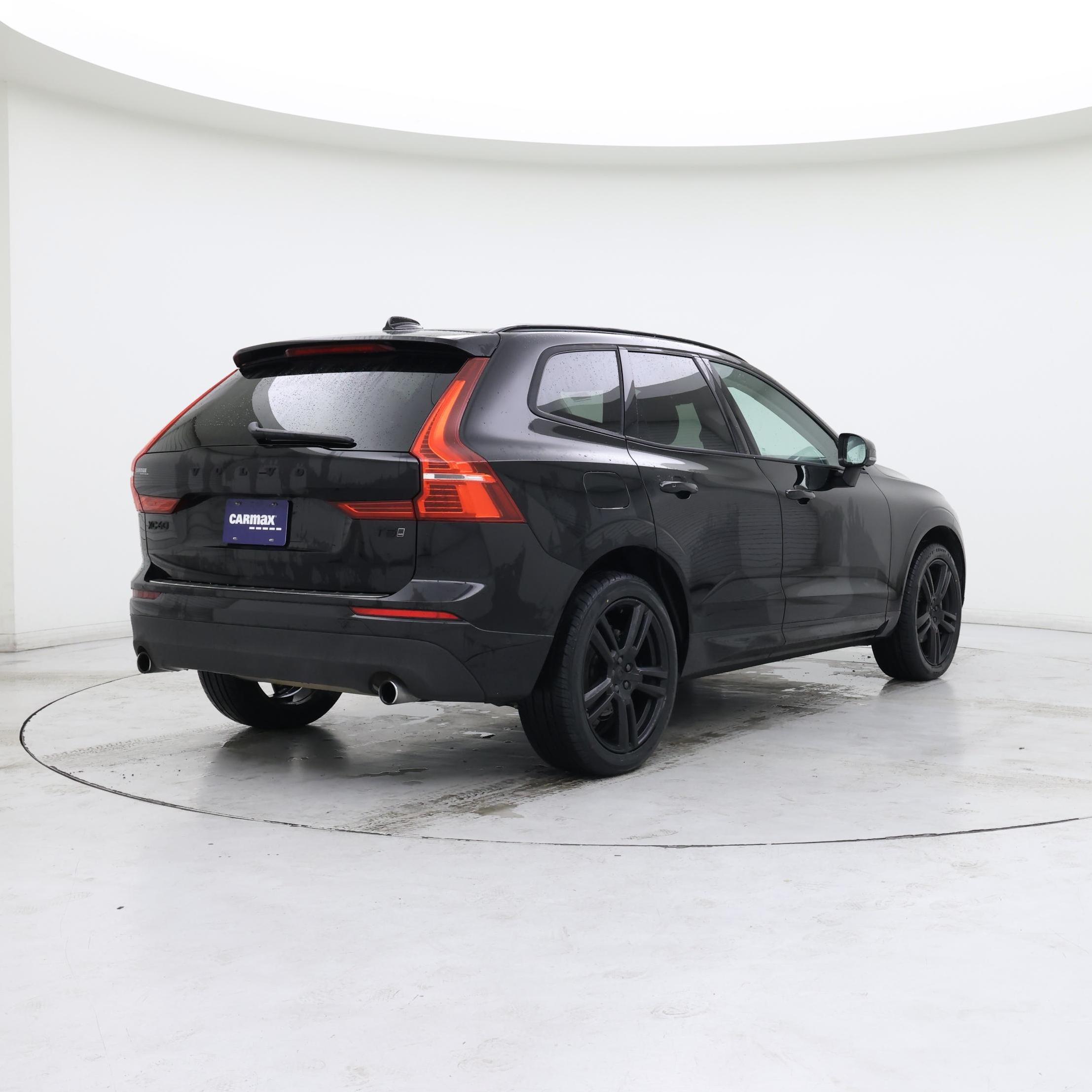 Thumbnail: 2019 Volvo XC60 - 8