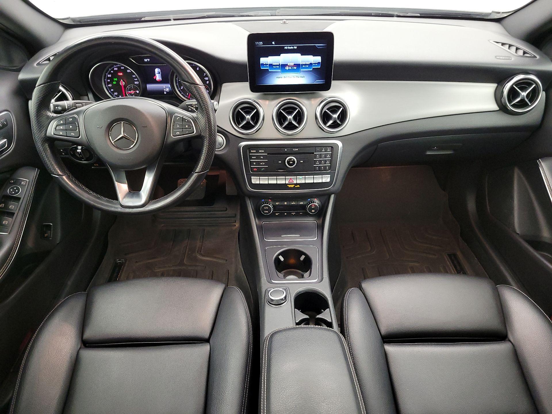Thumbnail: 2019 Mercedes-Benz GLA - 9