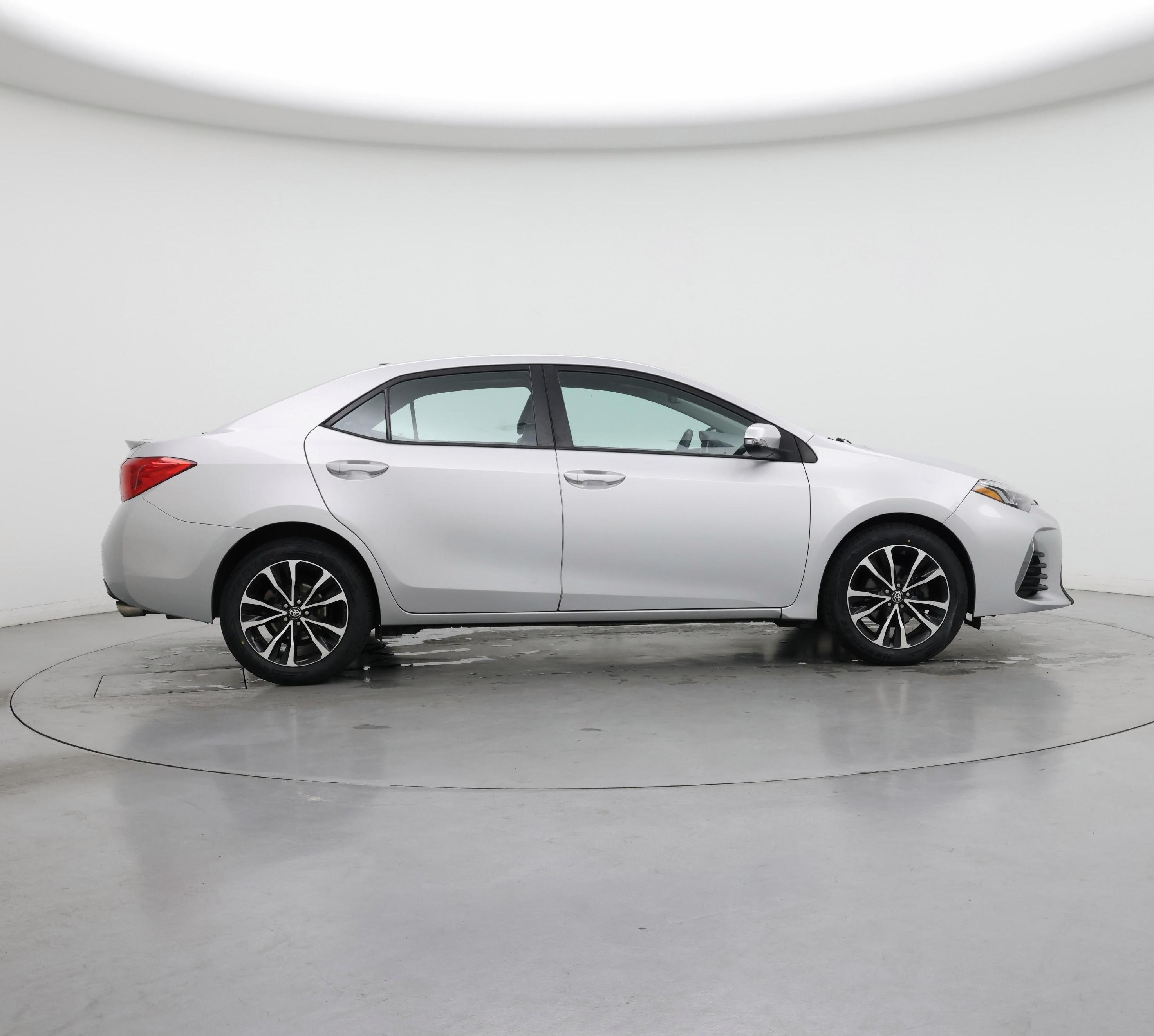 Thumbnail: 2017 Toyota Corolla - 7