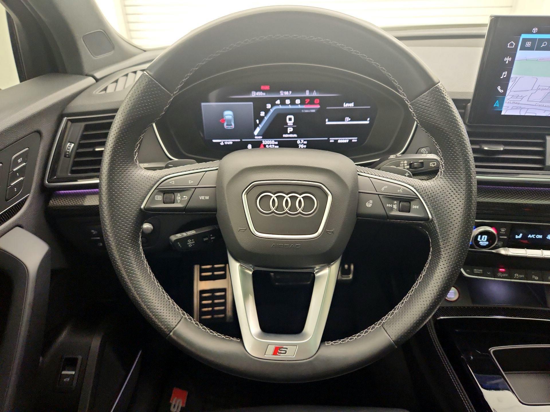 Thumbnail: 2021 Audi SQ5 - 10