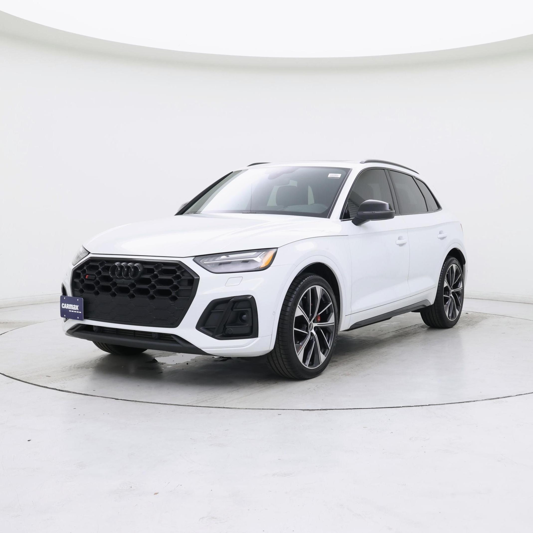 Thumbnail: 2021 Audi SQ5 - 4