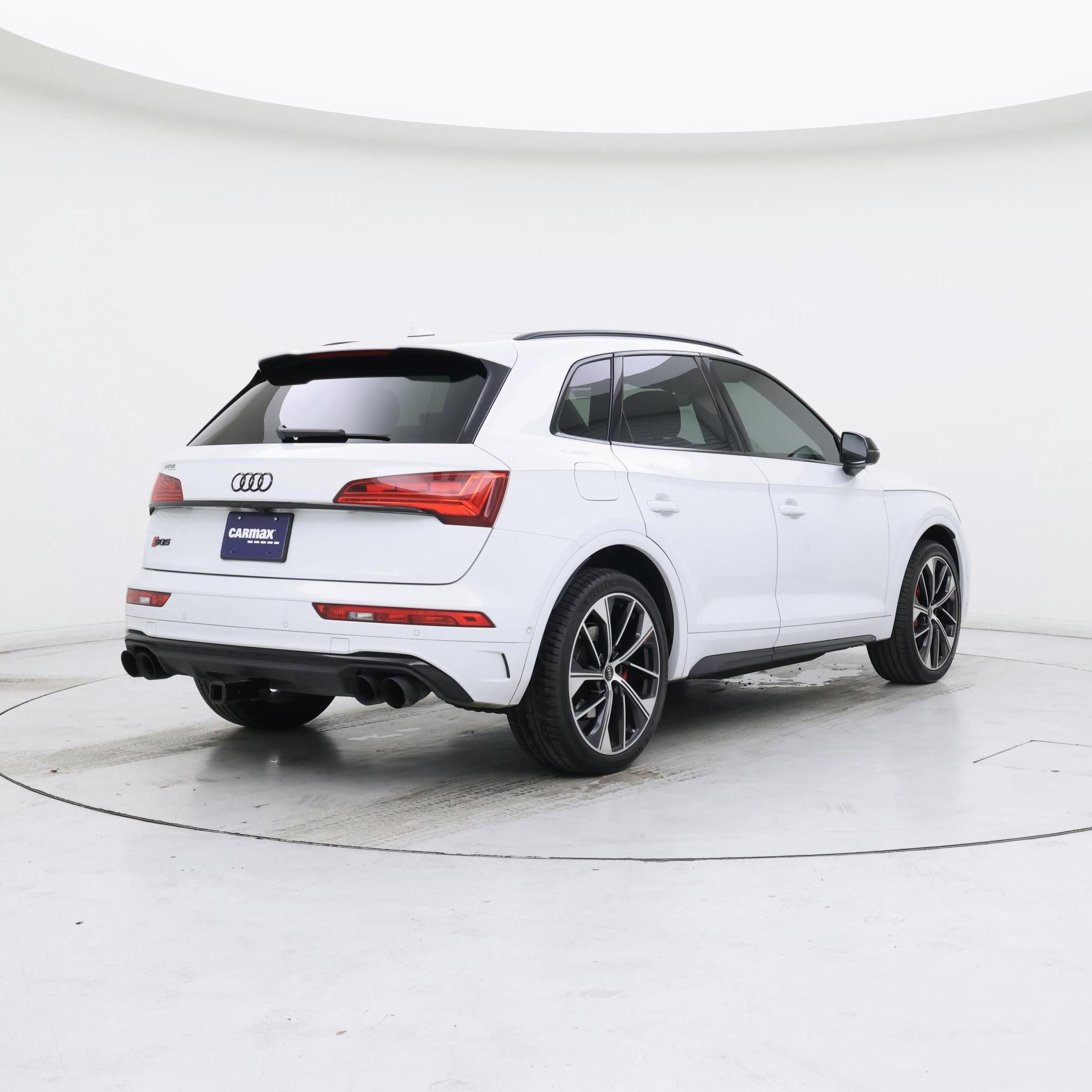 Thumbnail: 2021 Audi SQ5 - 8
