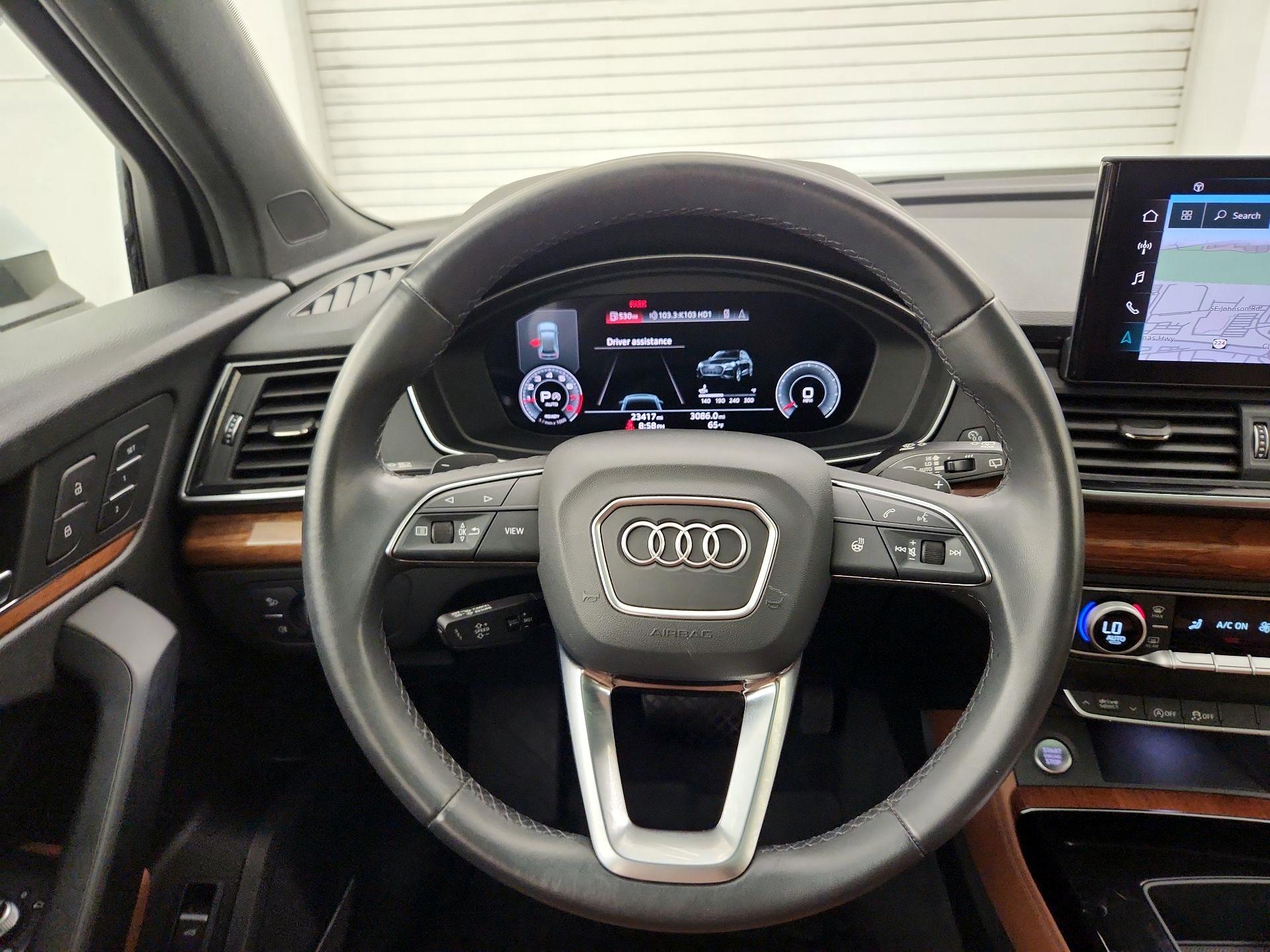 Thumbnail: 2022 Audi Q5 - 10