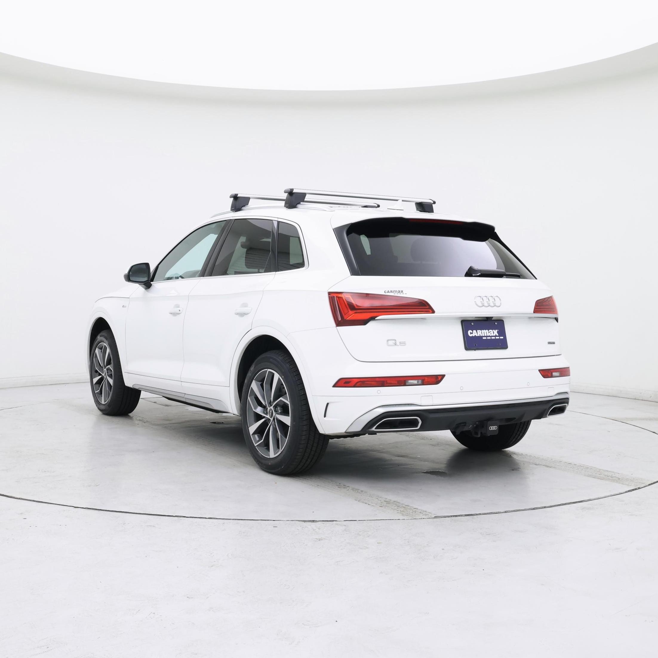 Thumbnail: 2022 Audi Q5 - 2