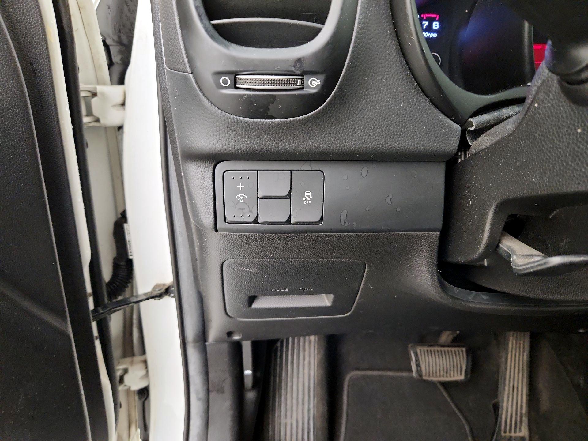 Thumbnail: 2015 Kia Soul - 13