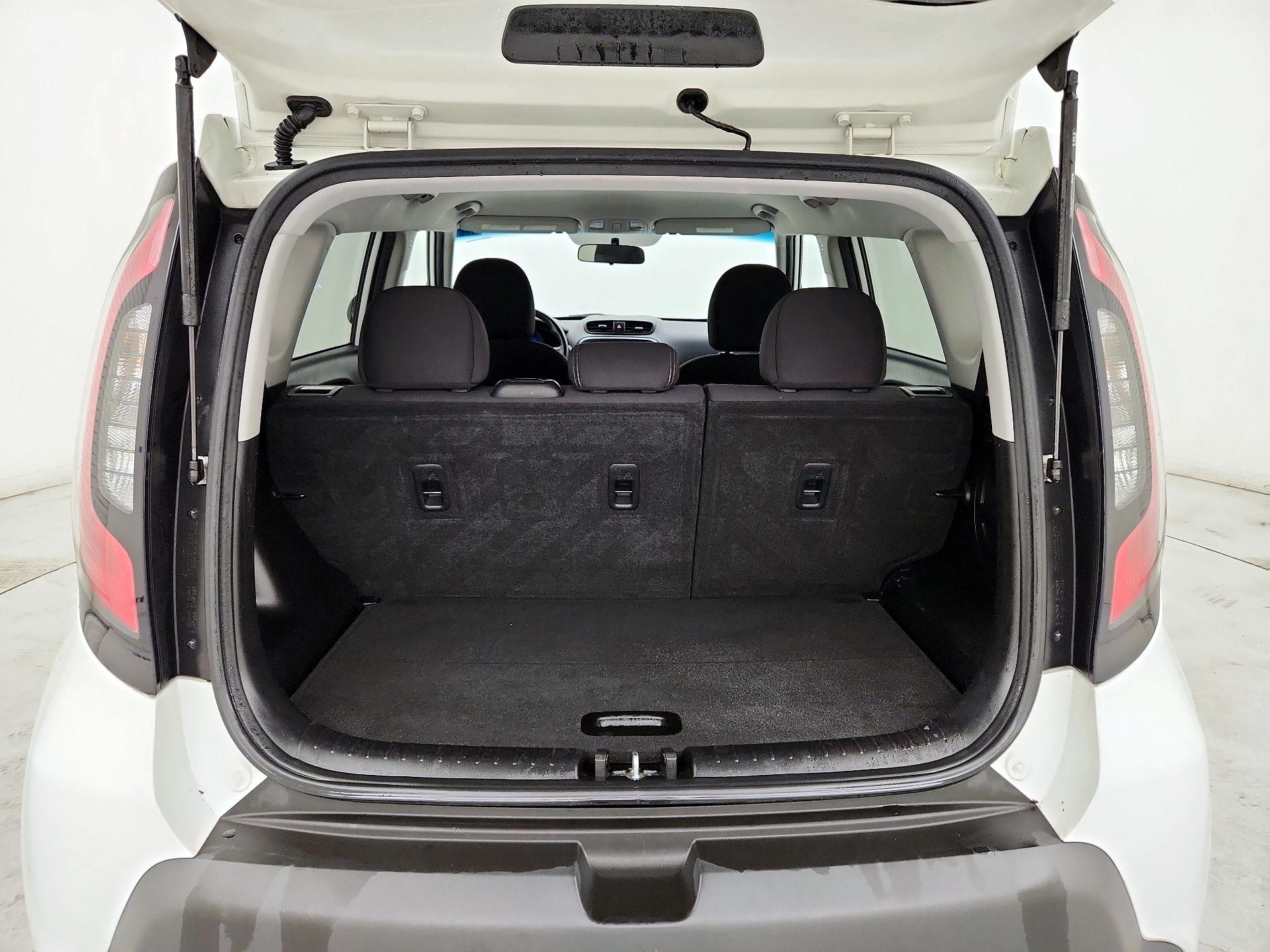 Thumbnail: 2015 Kia Soul - 19