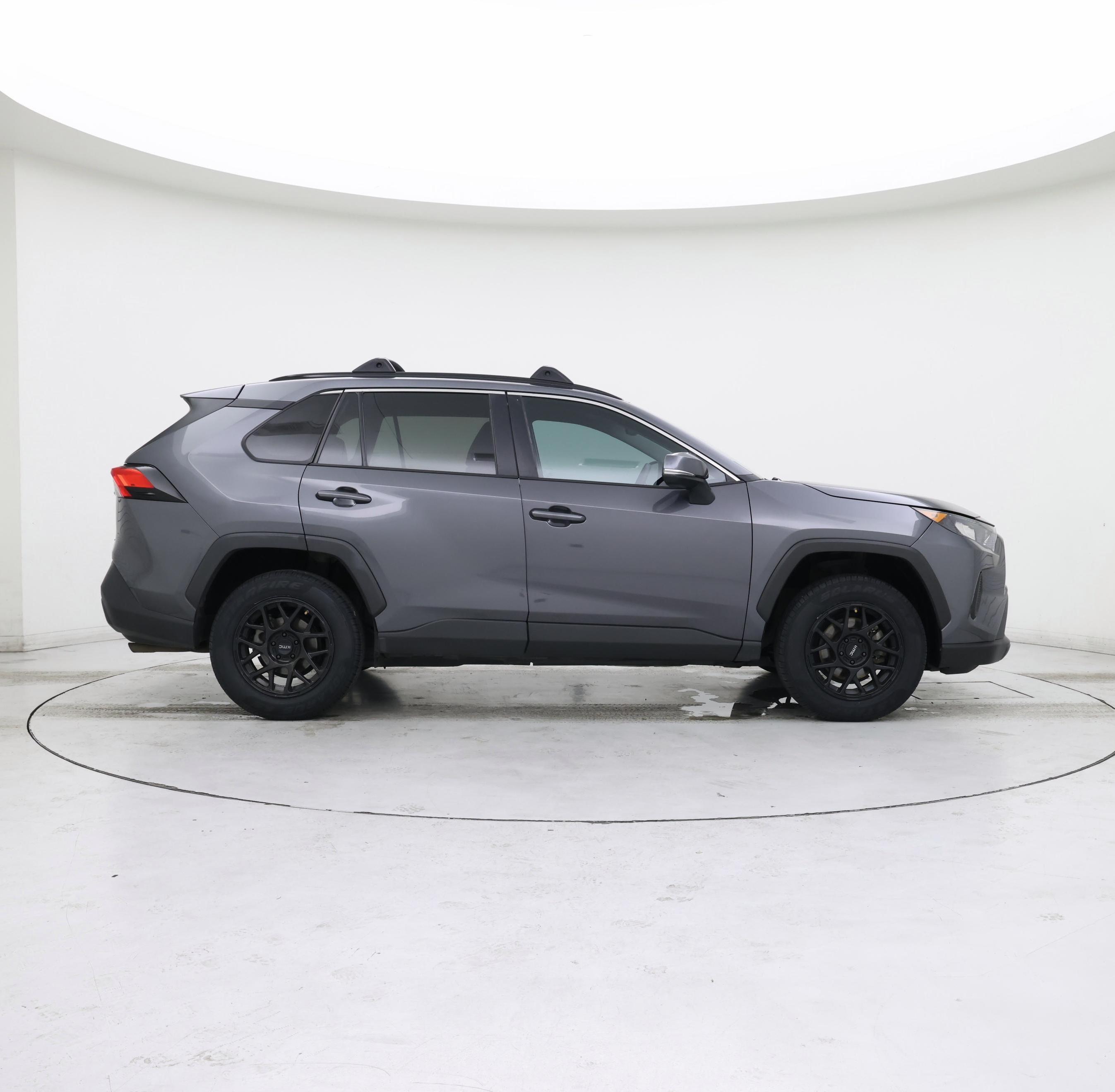 Thumbnail: 2021 Toyota RAV4 - 7