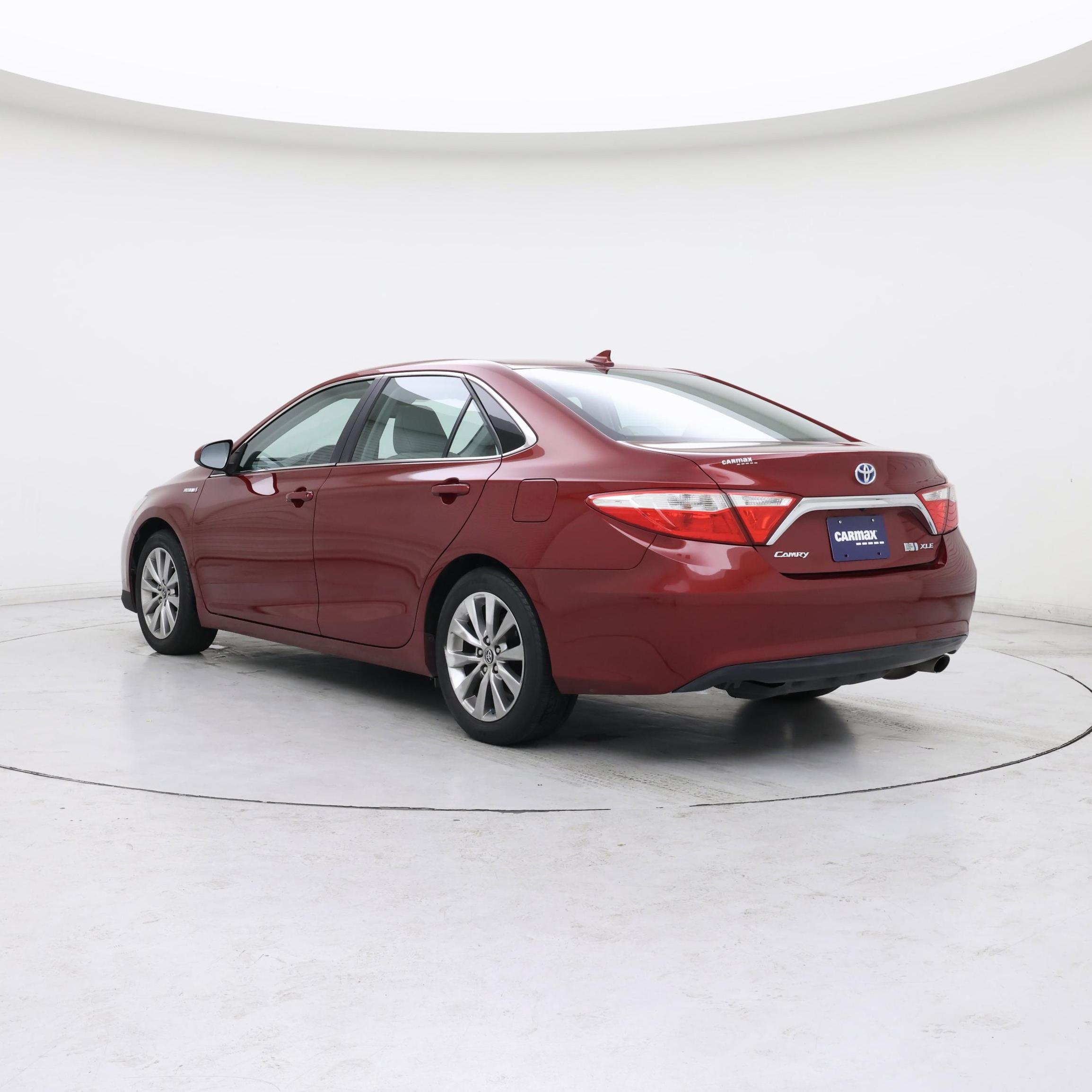 Thumbnail: 2015 Toyota Camry - 2