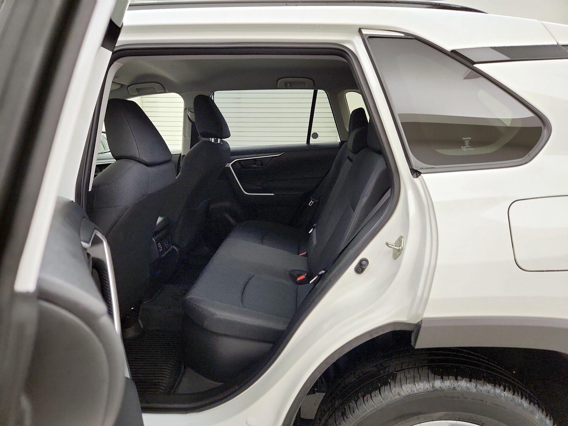 Thumbnail: 2024 Toyota RAV4 - 19