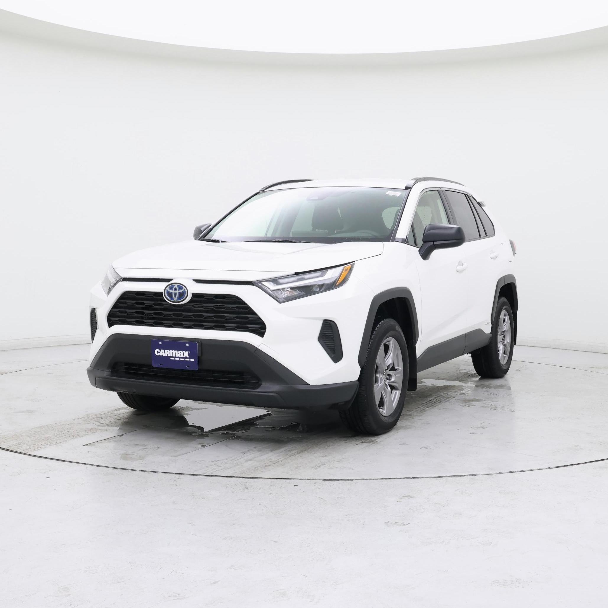 Thumbnail: 2024 Toyota RAV4 - 4