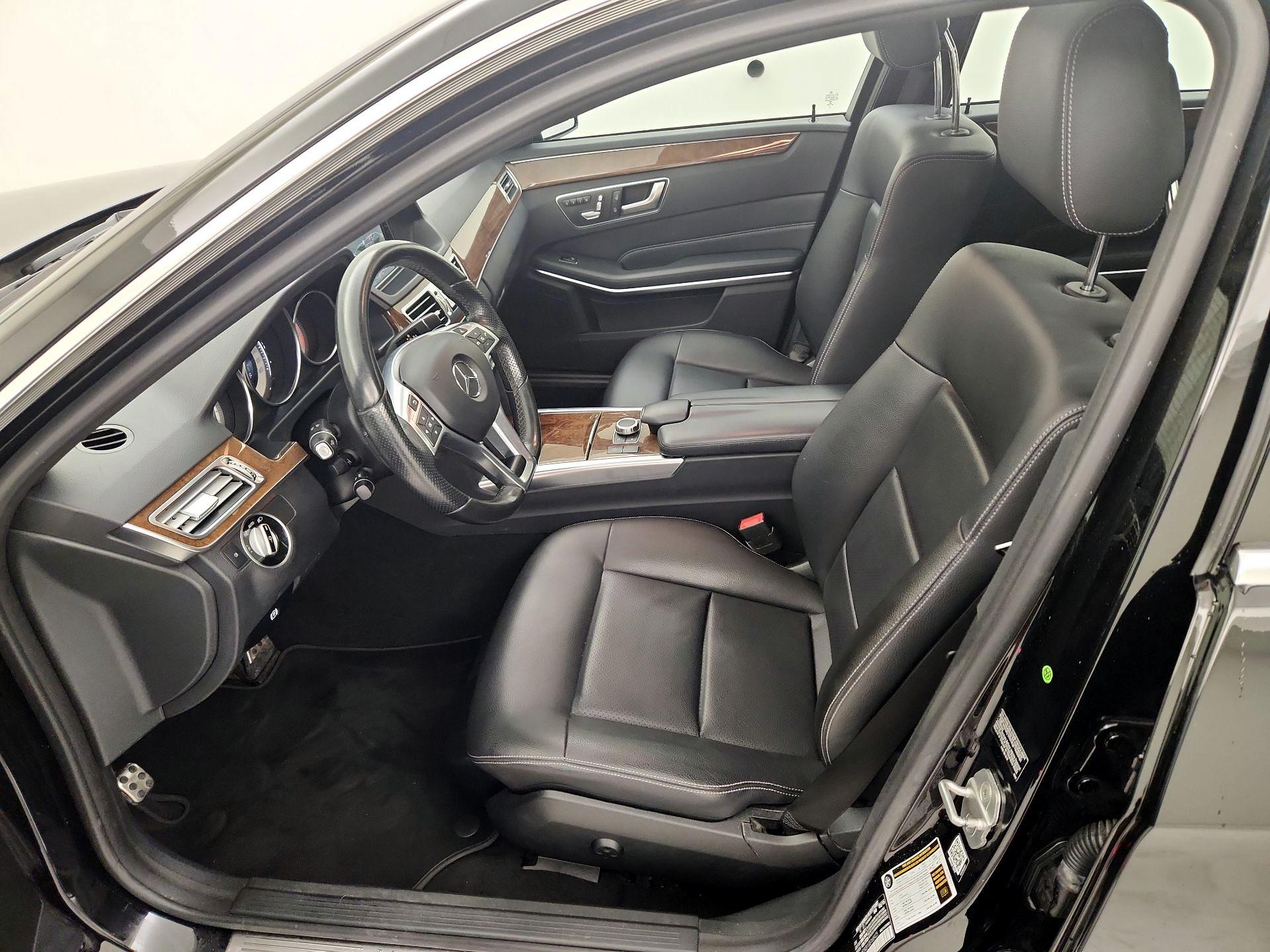 Thumbnail: 2016 Mercedes-Benz E-Class - 11