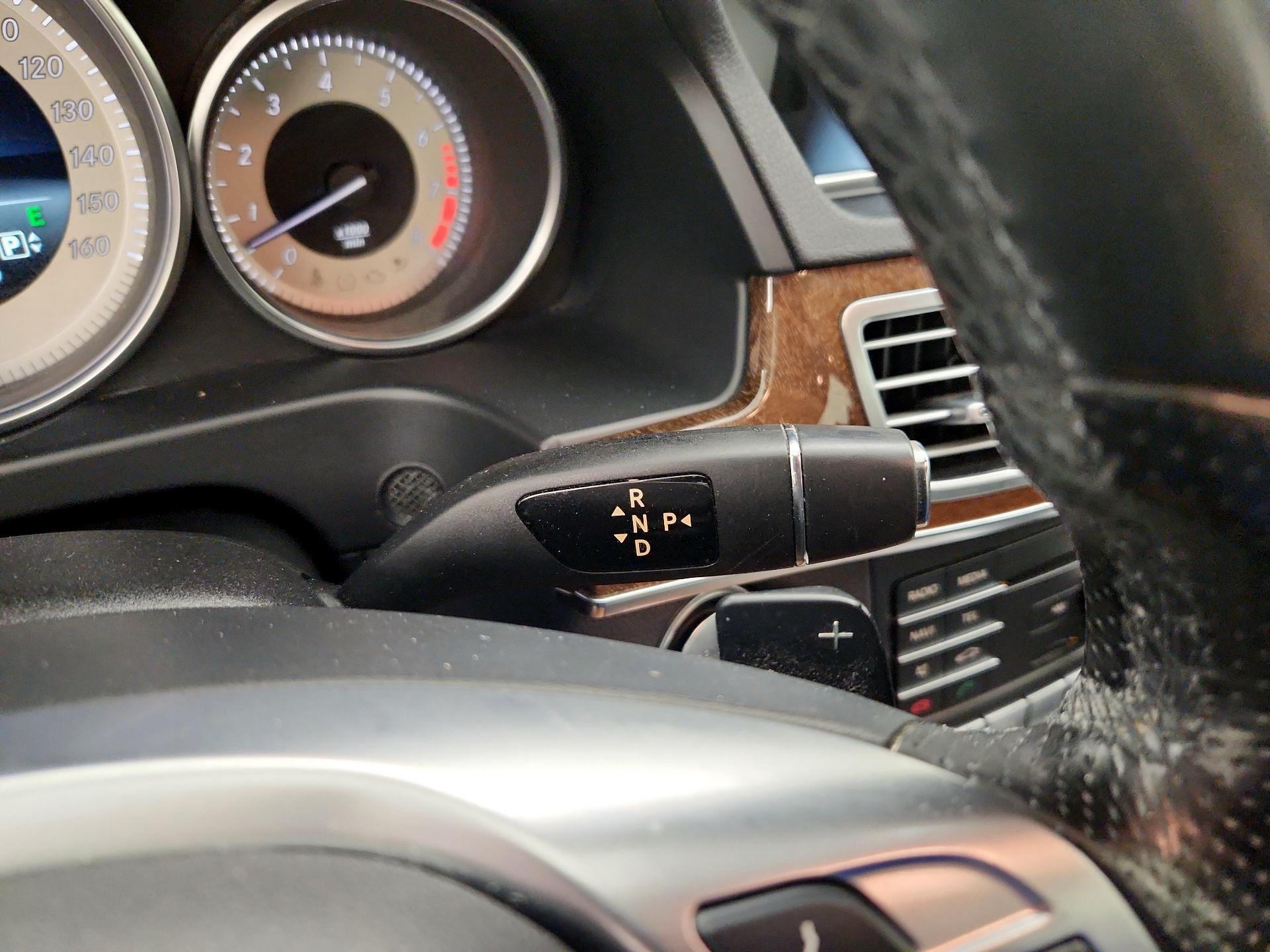 Thumbnail: 2016 Mercedes-Benz E-Class - 18