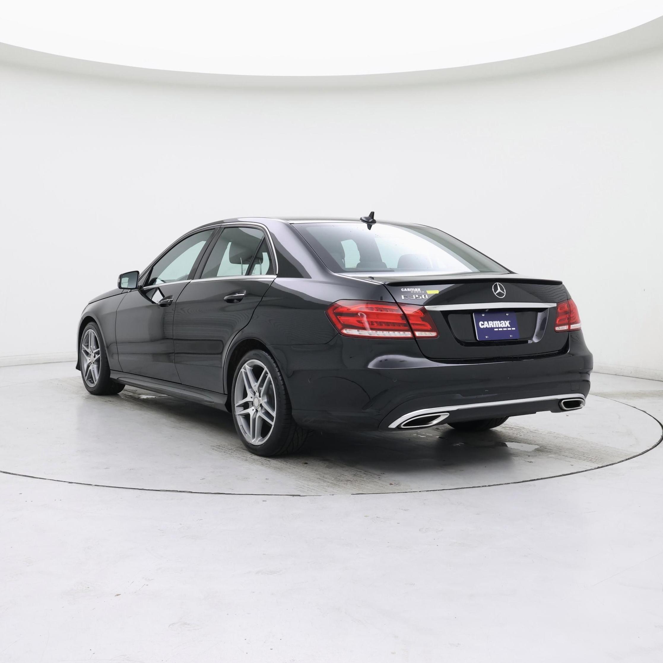 Thumbnail: 2016 Mercedes-Benz E-Class - 2