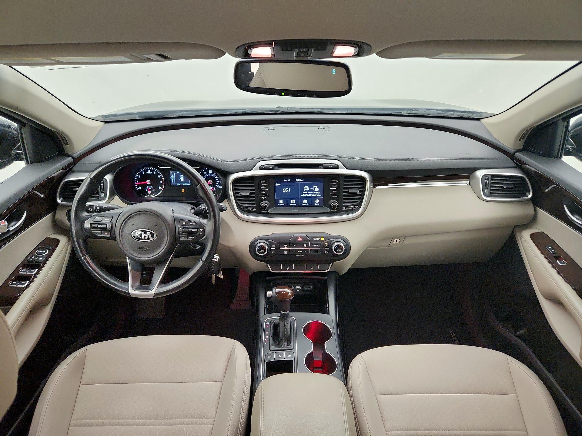 Thumbnail: 2018 Kia Sorento - 9