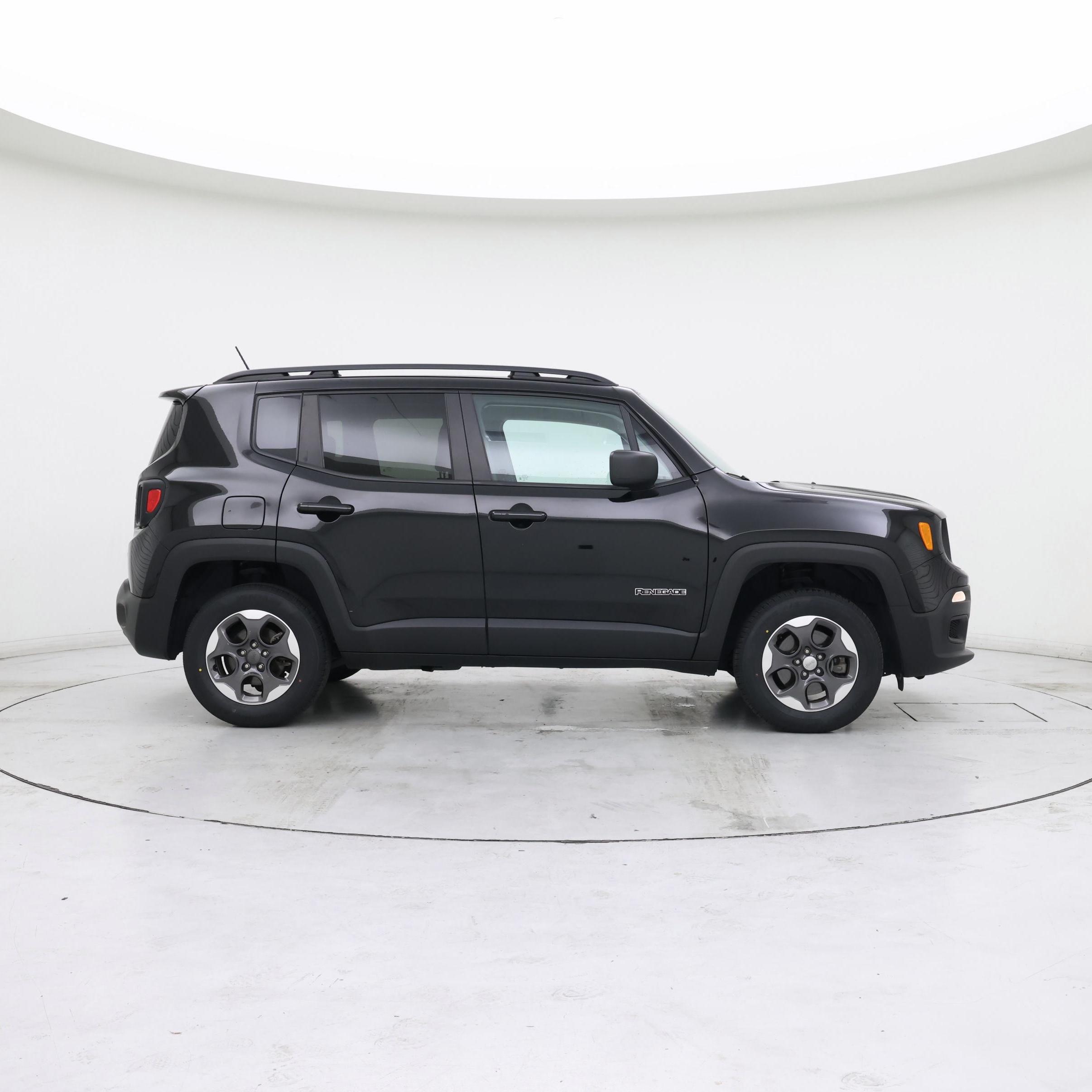 Thumbnail: 2017 Jeep Renegade - 7