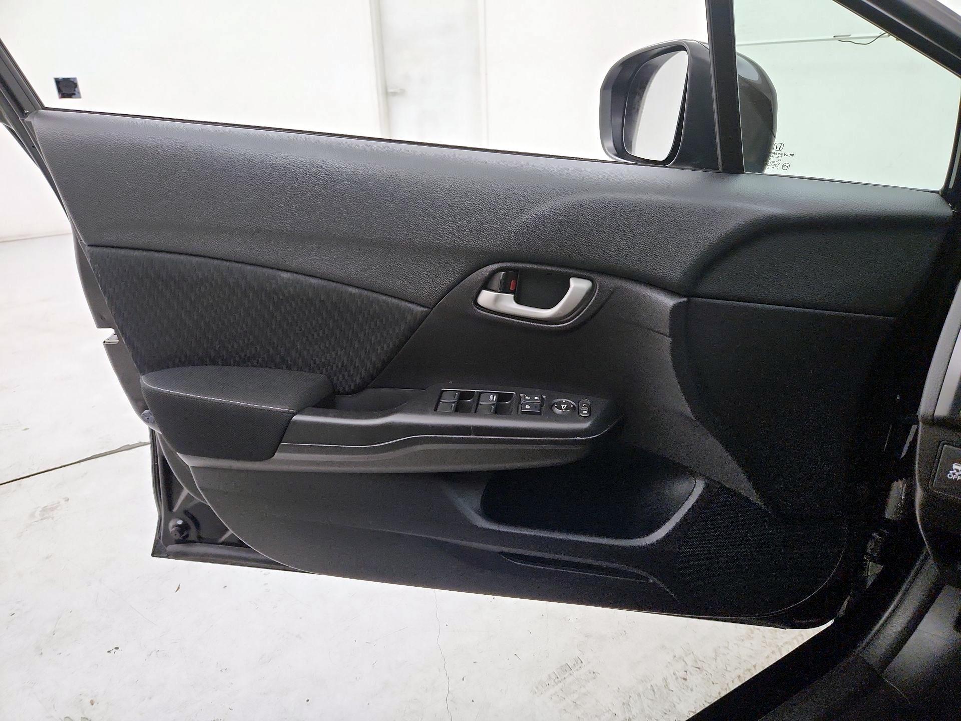 Thumbnail: 2015 Honda Civic - 12