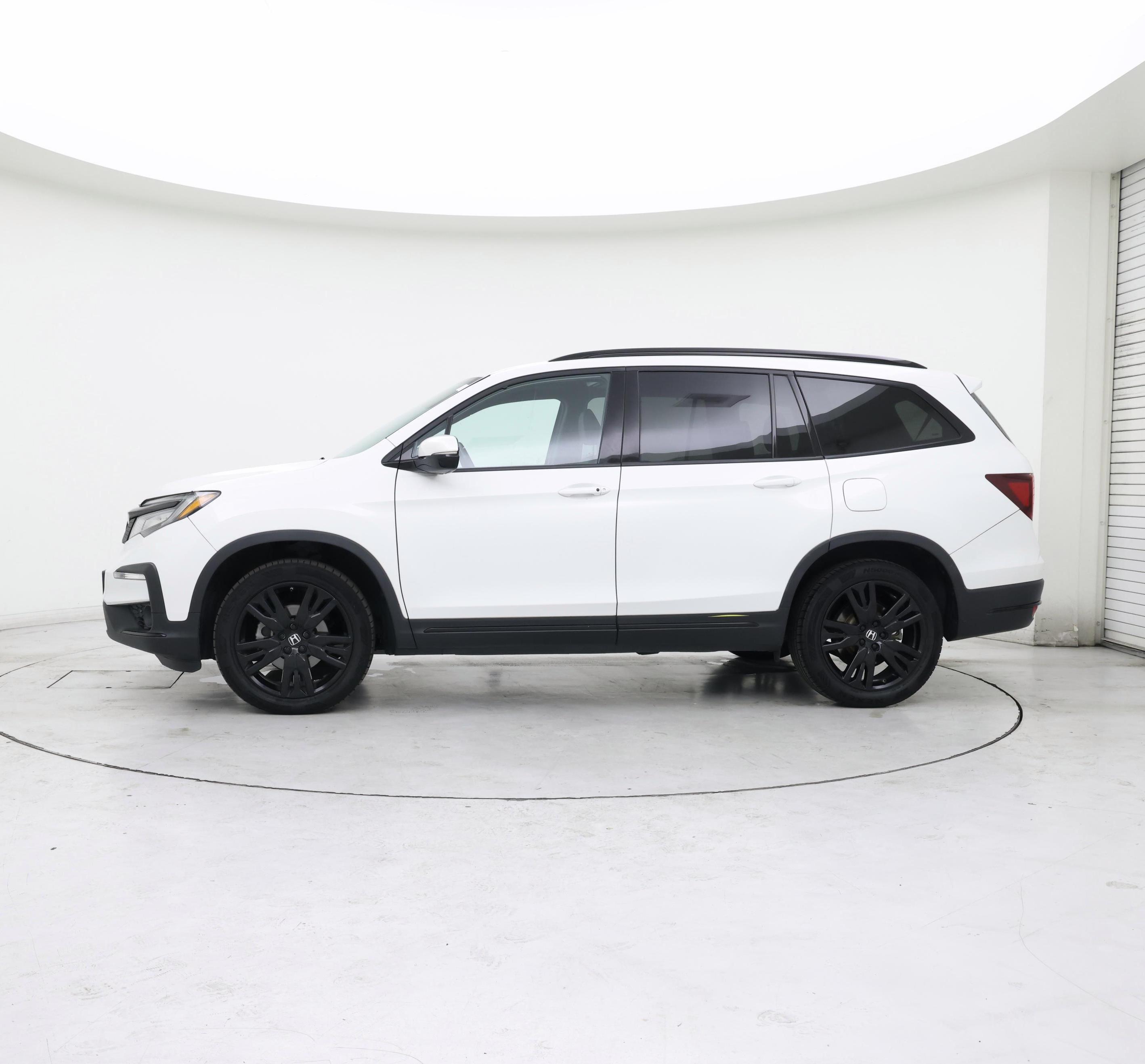 Thumbnail: 2021 Honda Pilot - 3