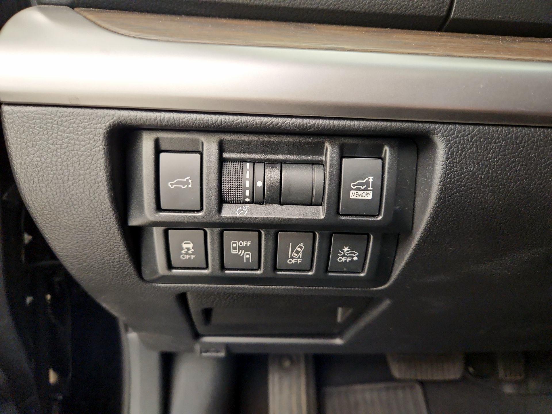 Thumbnail: 2019 Subaru Outback - 13