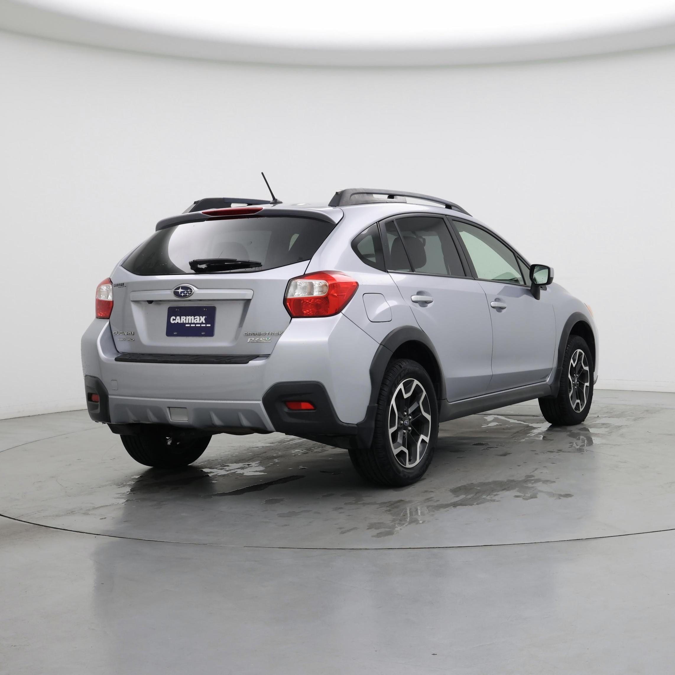 Thumbnail: 2017 Subaru Crosstrek - 8