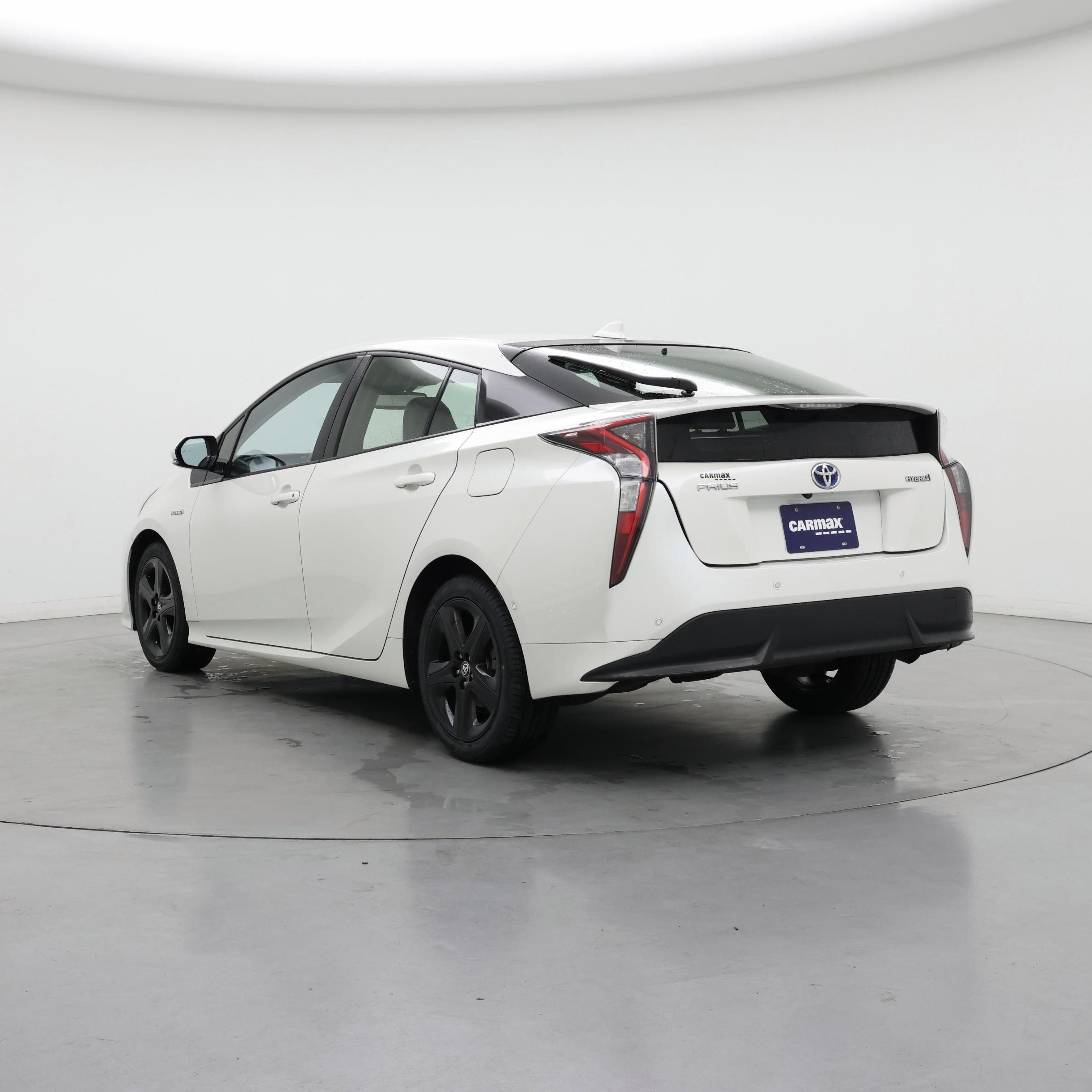 Thumbnail: 2017 Toyota Prius - 2