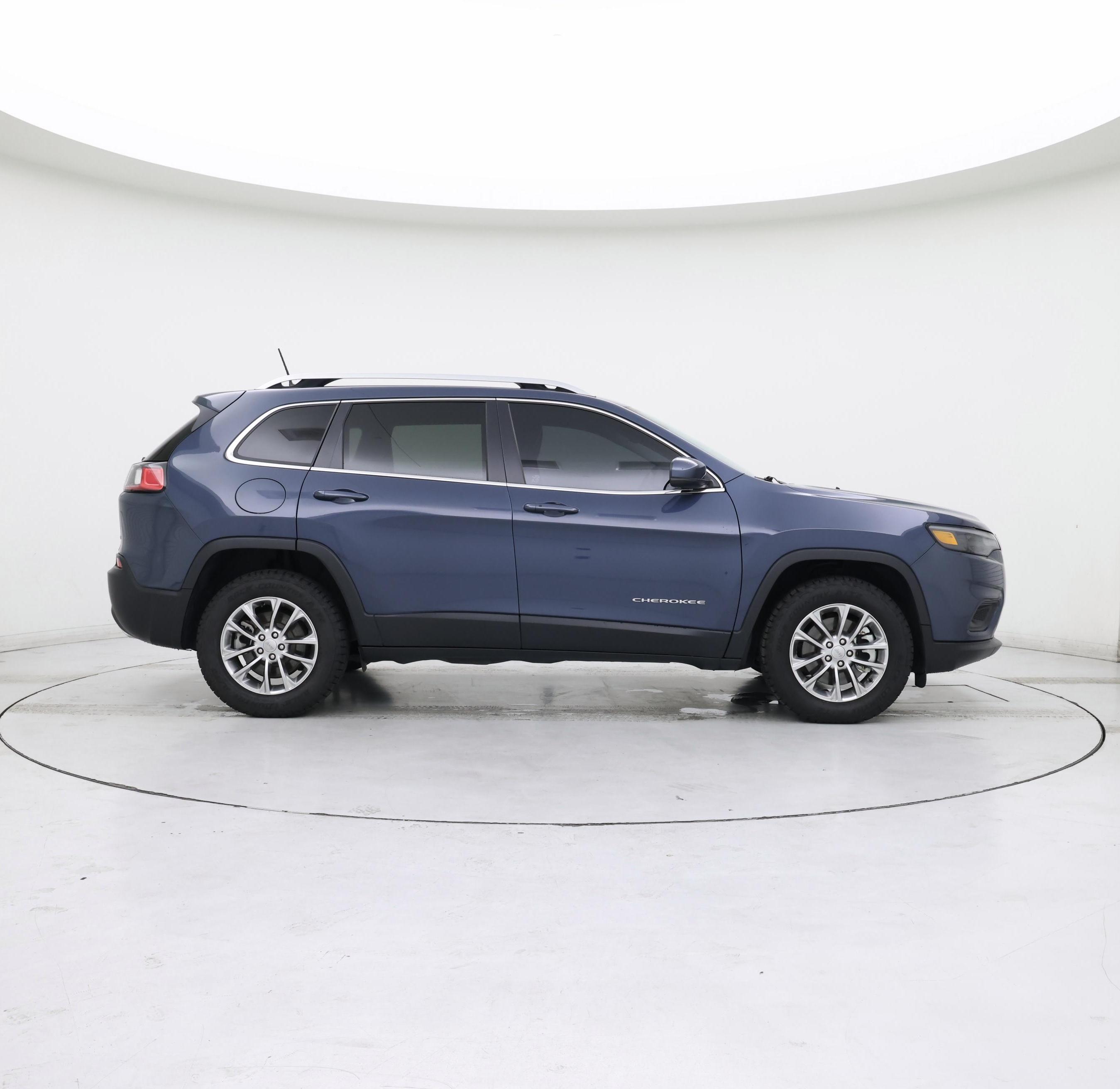 Thumbnail: 2021 Jeep Cherokee - 7