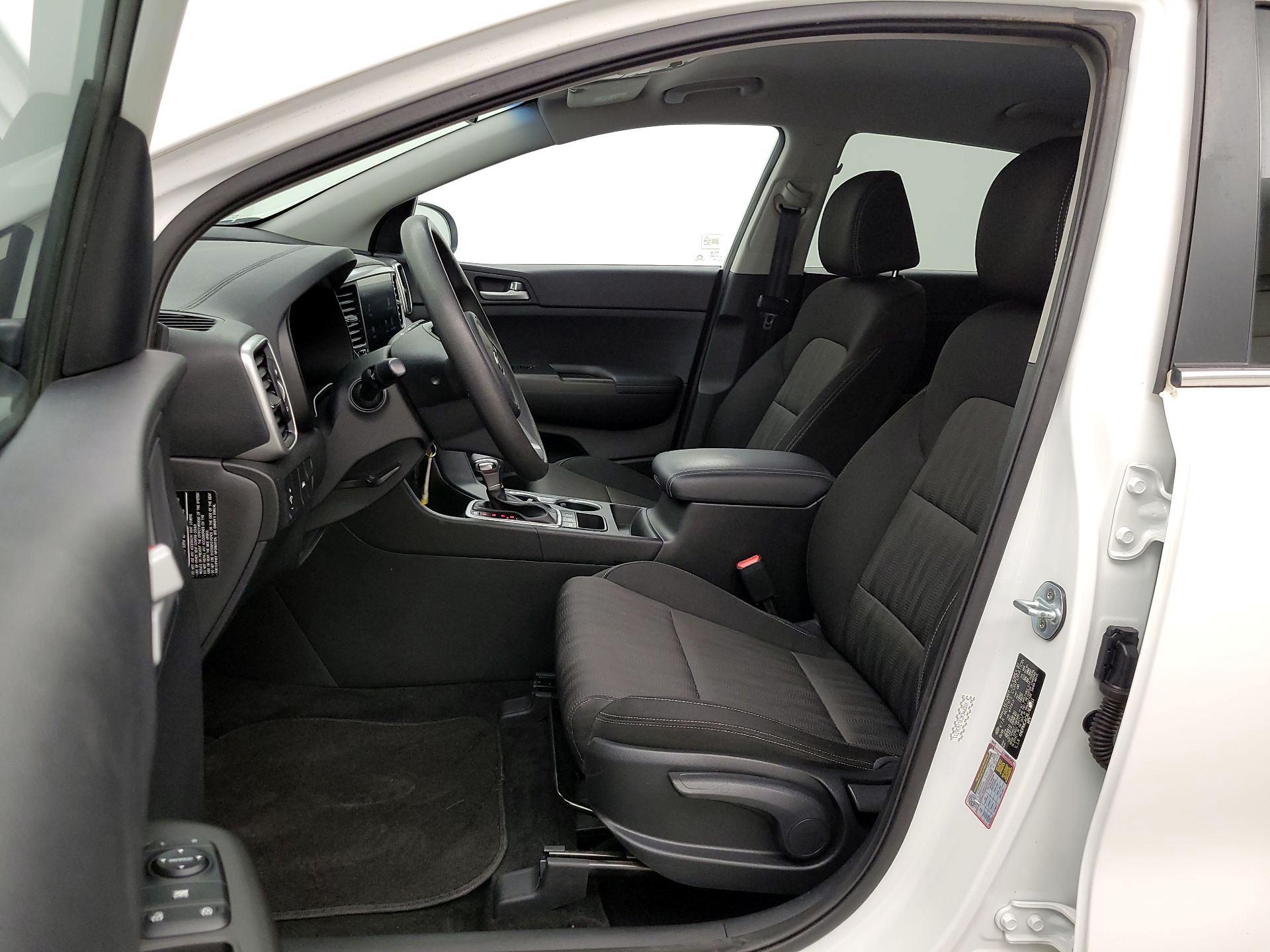 Thumbnail: 2020 Kia Sportage - 11