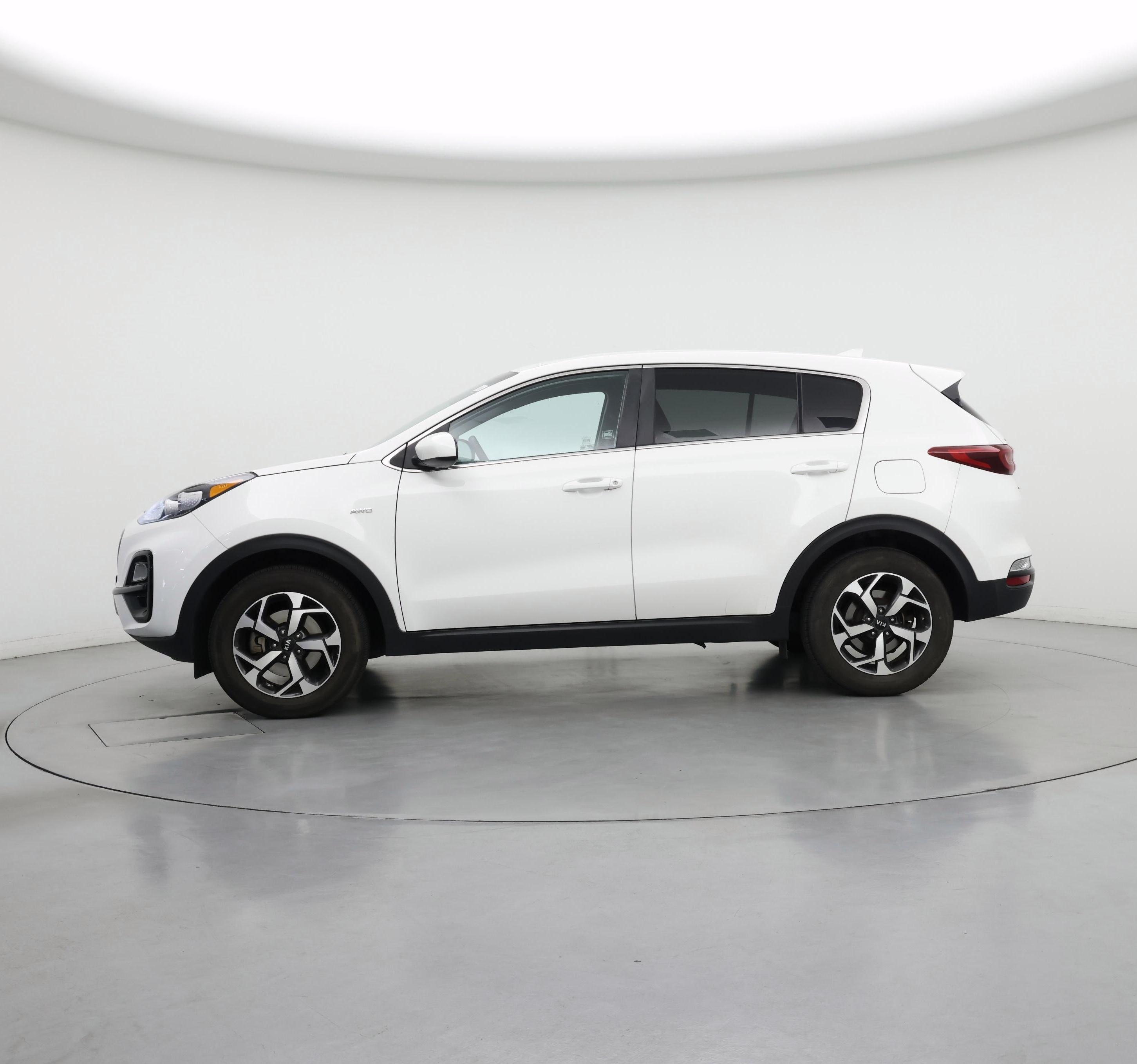 Thumbnail: 2020 Kia Sportage - 3