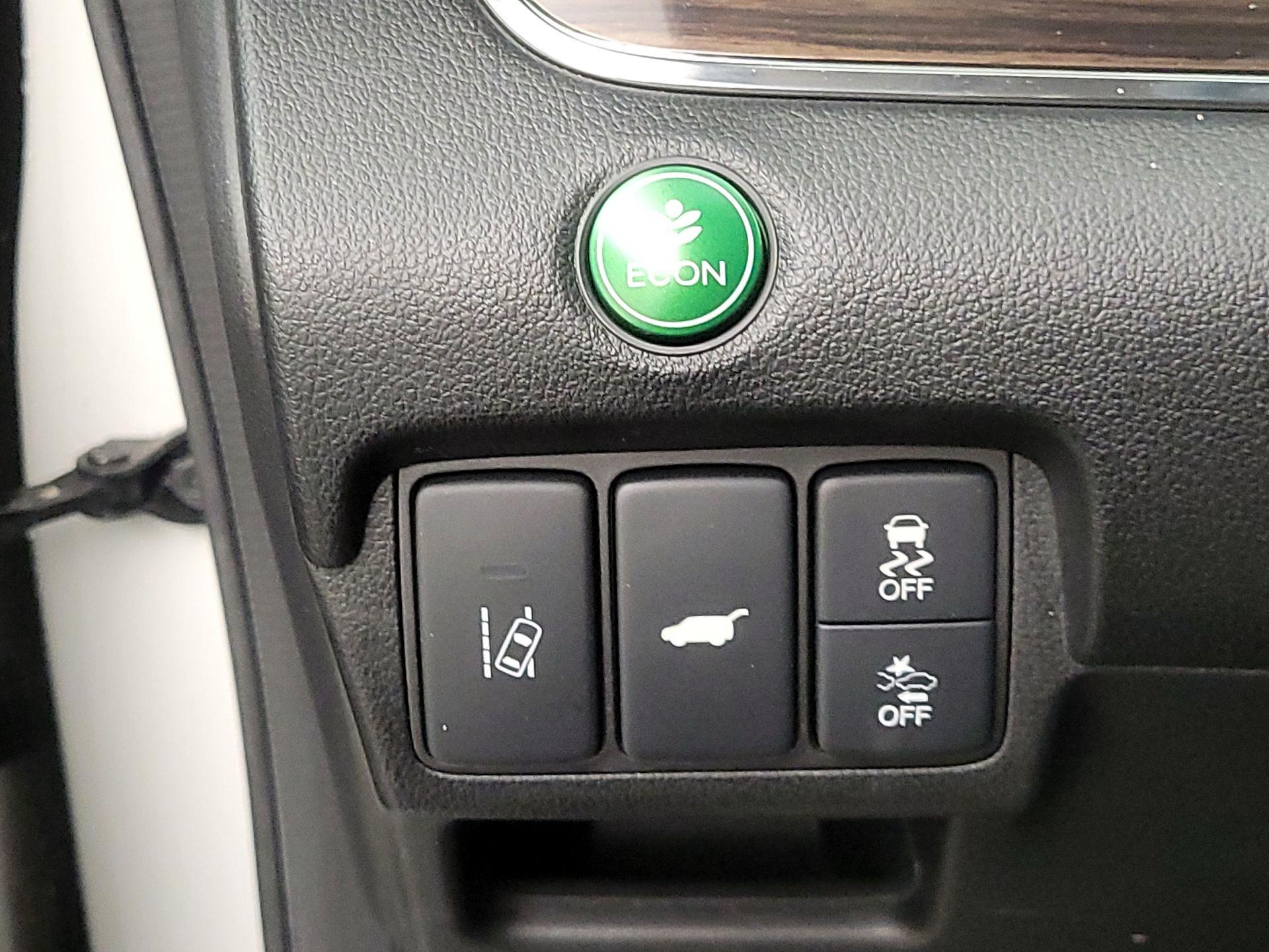 Thumbnail: 2015 Honda CR-V - 13
