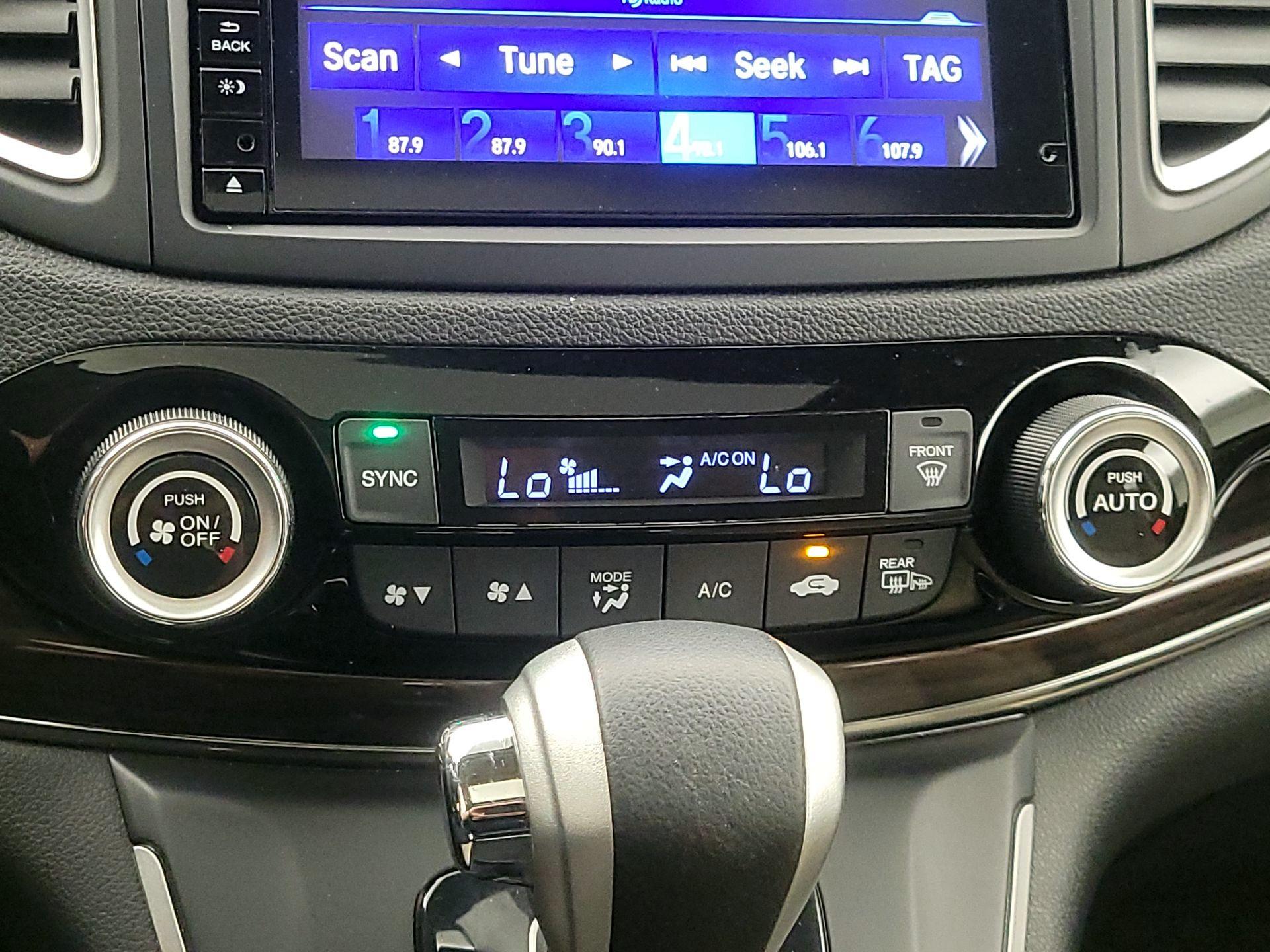 Thumbnail: 2015 Honda CR-V - 17