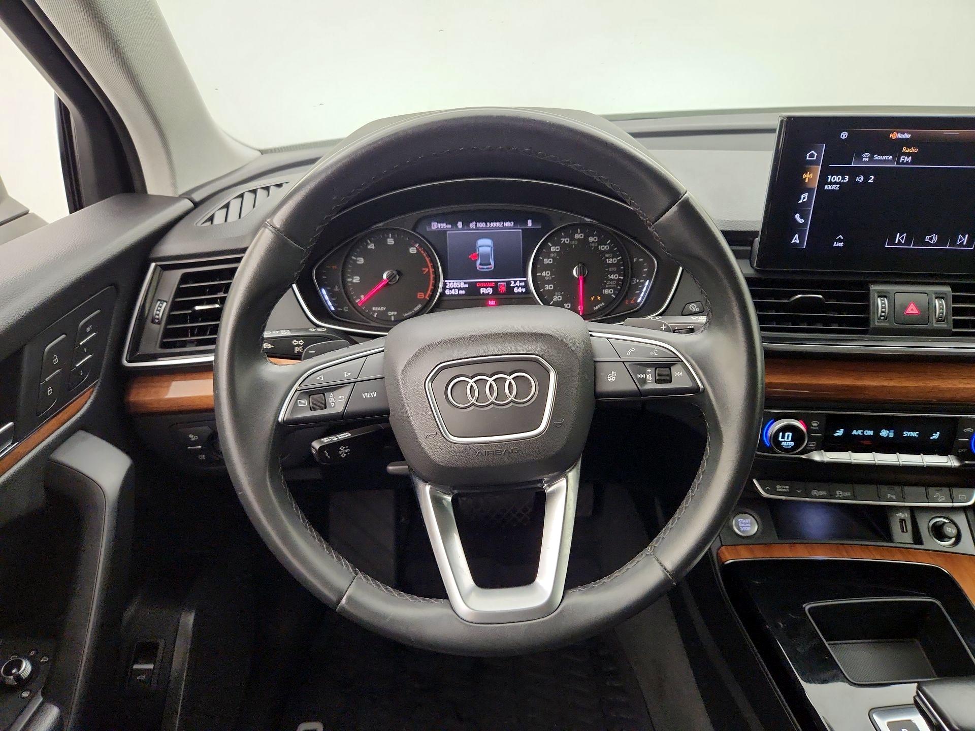 Thumbnail: 2022 Audi Q5 - 10