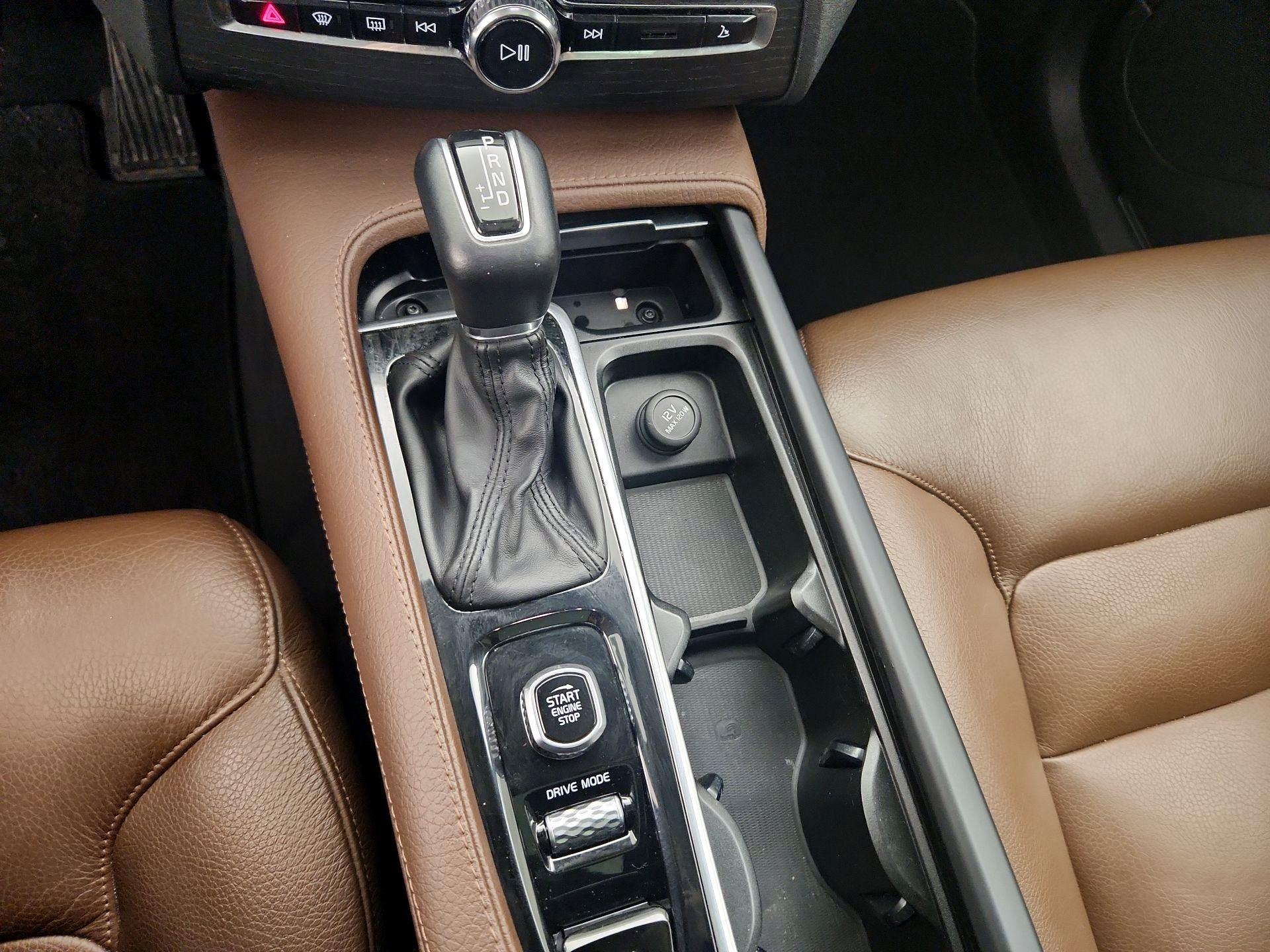 Thumbnail: 2020 Volvo XC90 - 18
