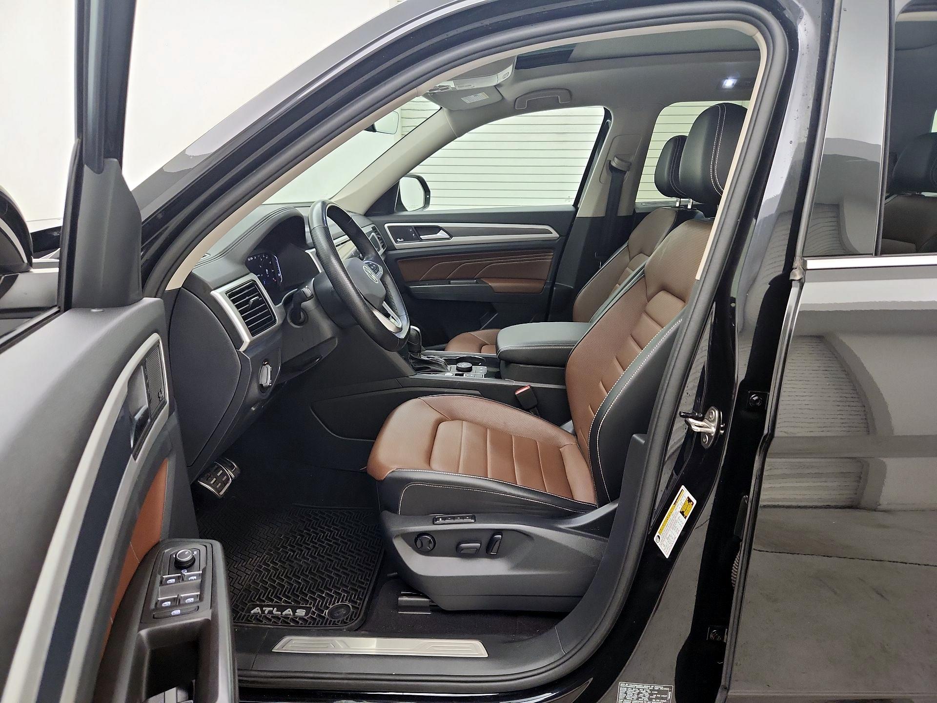 Thumbnail: 2022 Volkswagen Atlas - 11