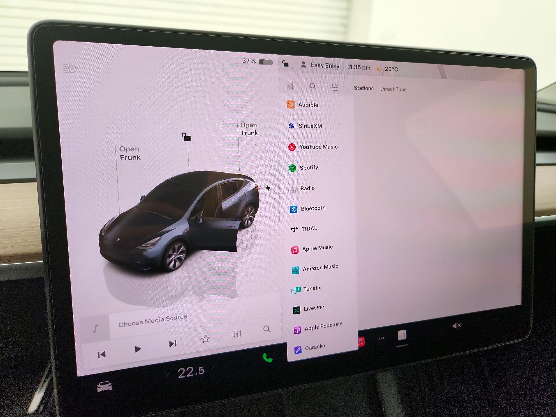 Thumbnail: 2024 Tesla Model Y - 15