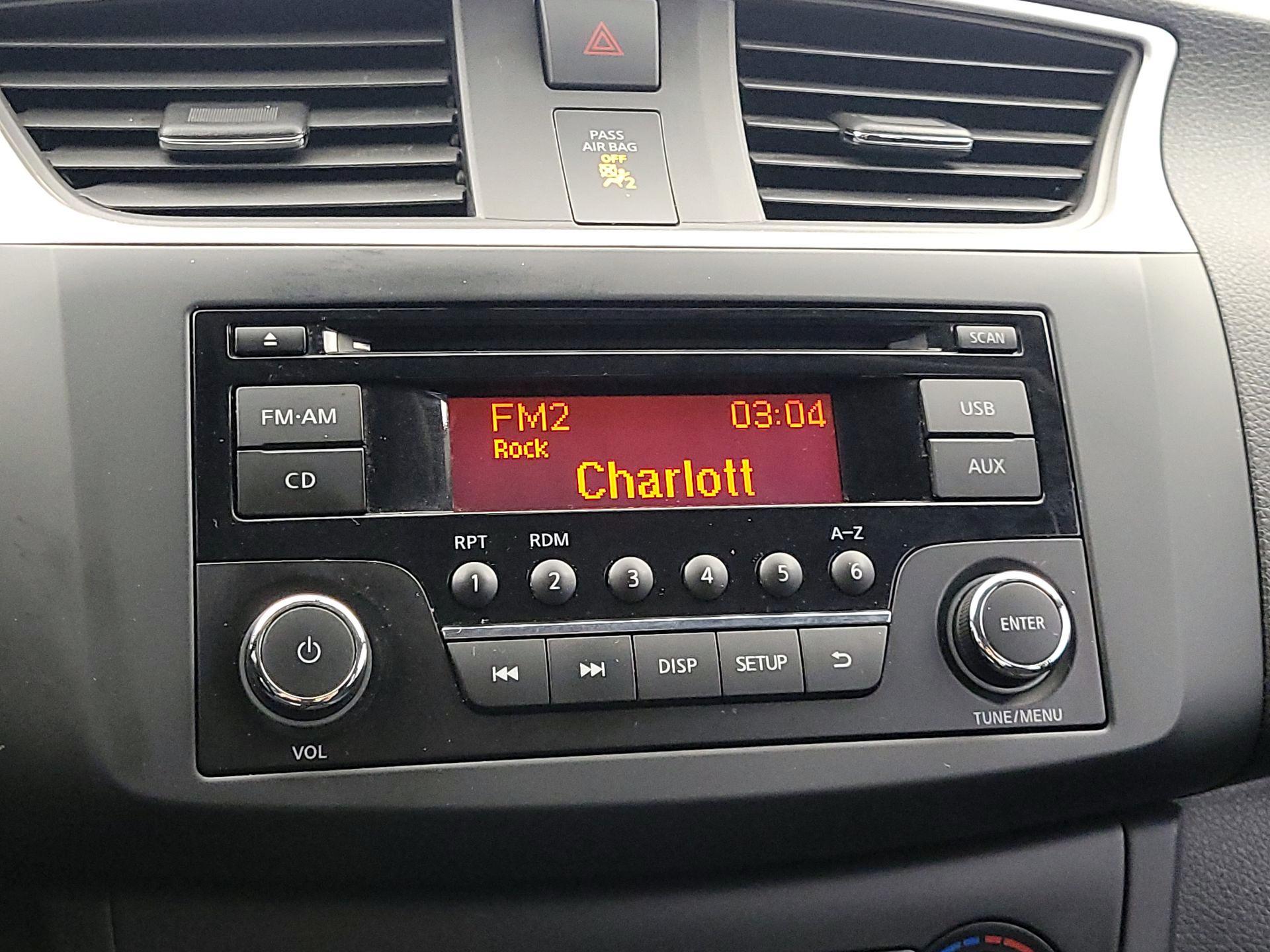 Thumbnail: 2016 Nissan Sentra - 14