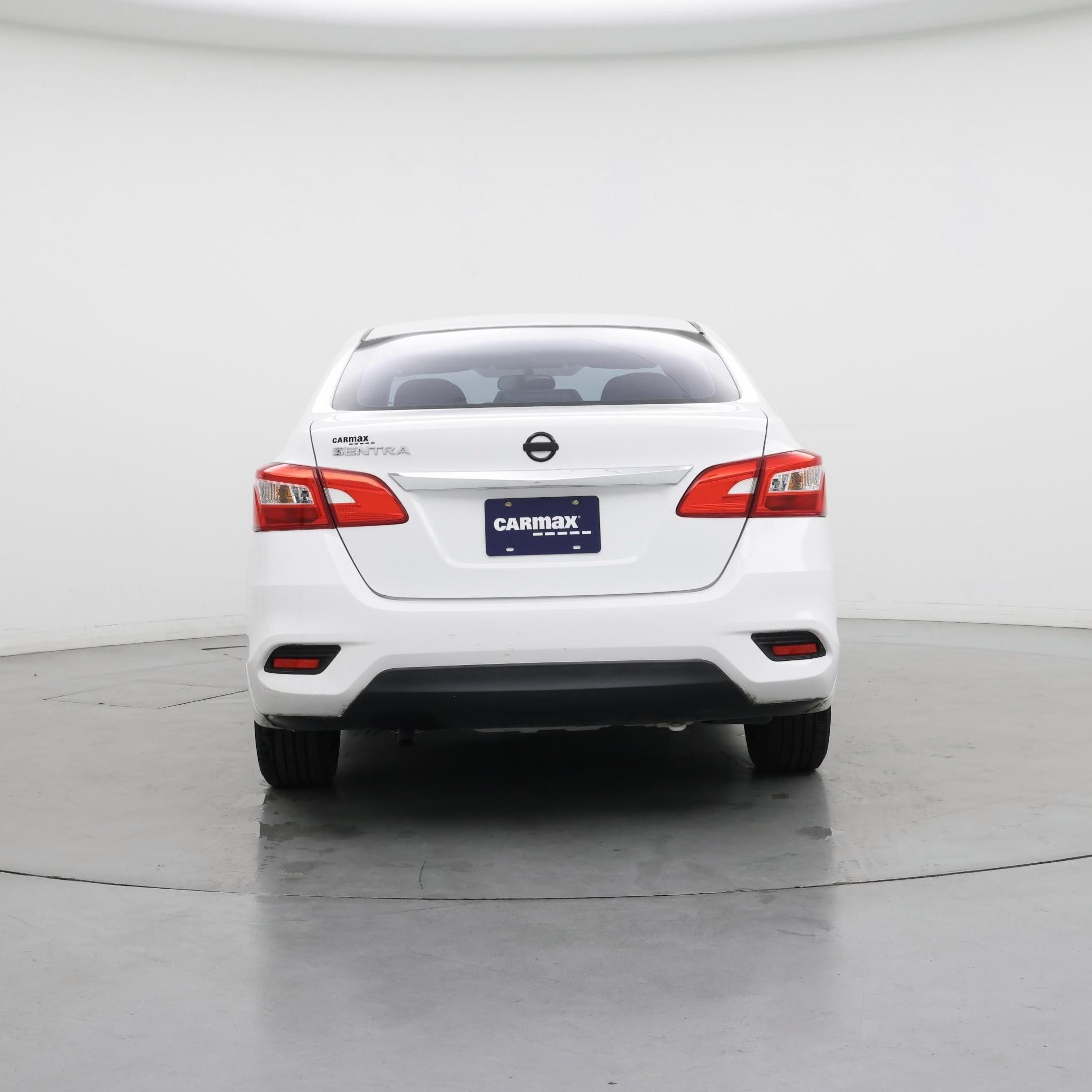 Thumbnail: 2016 Nissan Sentra - 6