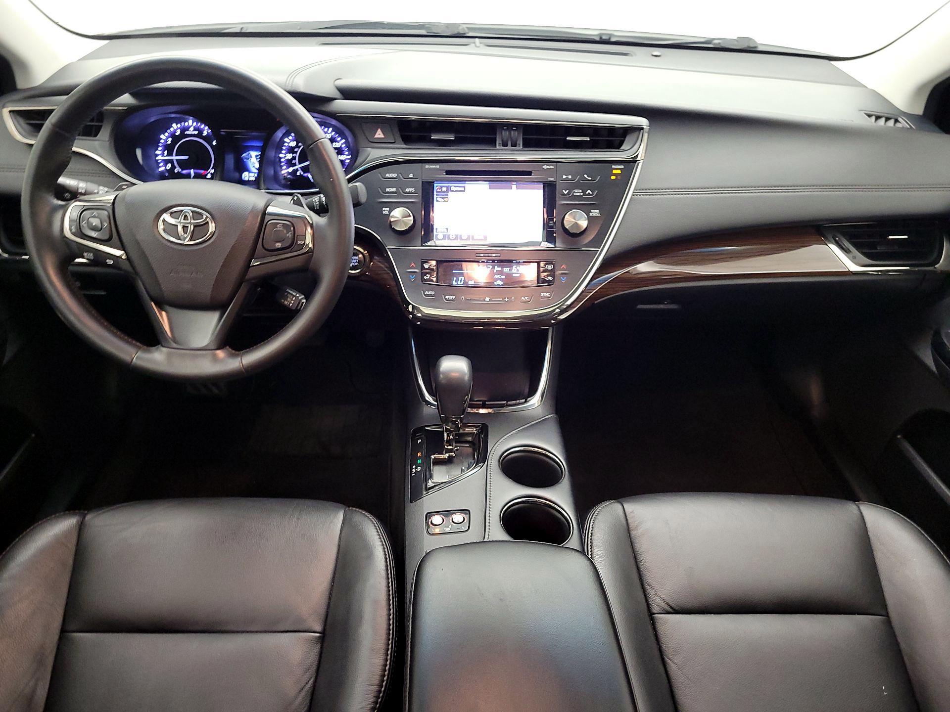 Thumbnail: 2015 Toyota Avalon - 9