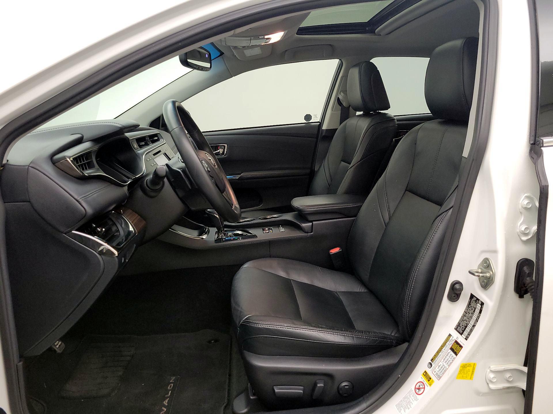 Thumbnail: 2015 Toyota Avalon - 11