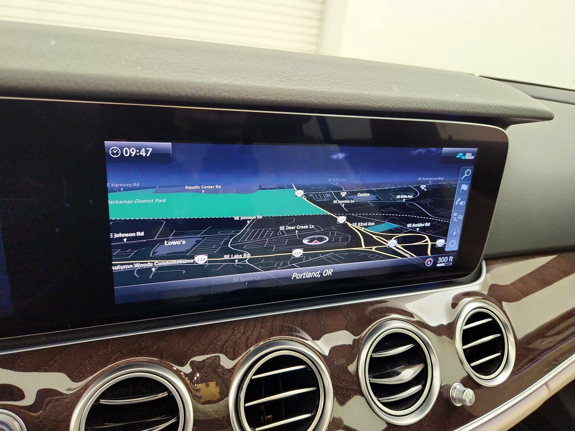 Thumbnail: 2020 Mercedes-Benz E-Class - 14