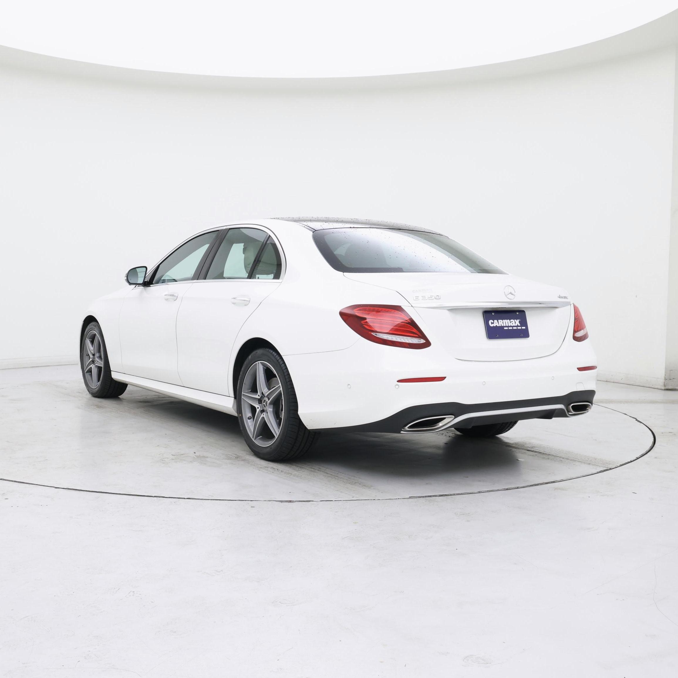 Thumbnail: 2020 Mercedes-Benz E-Class - 2
