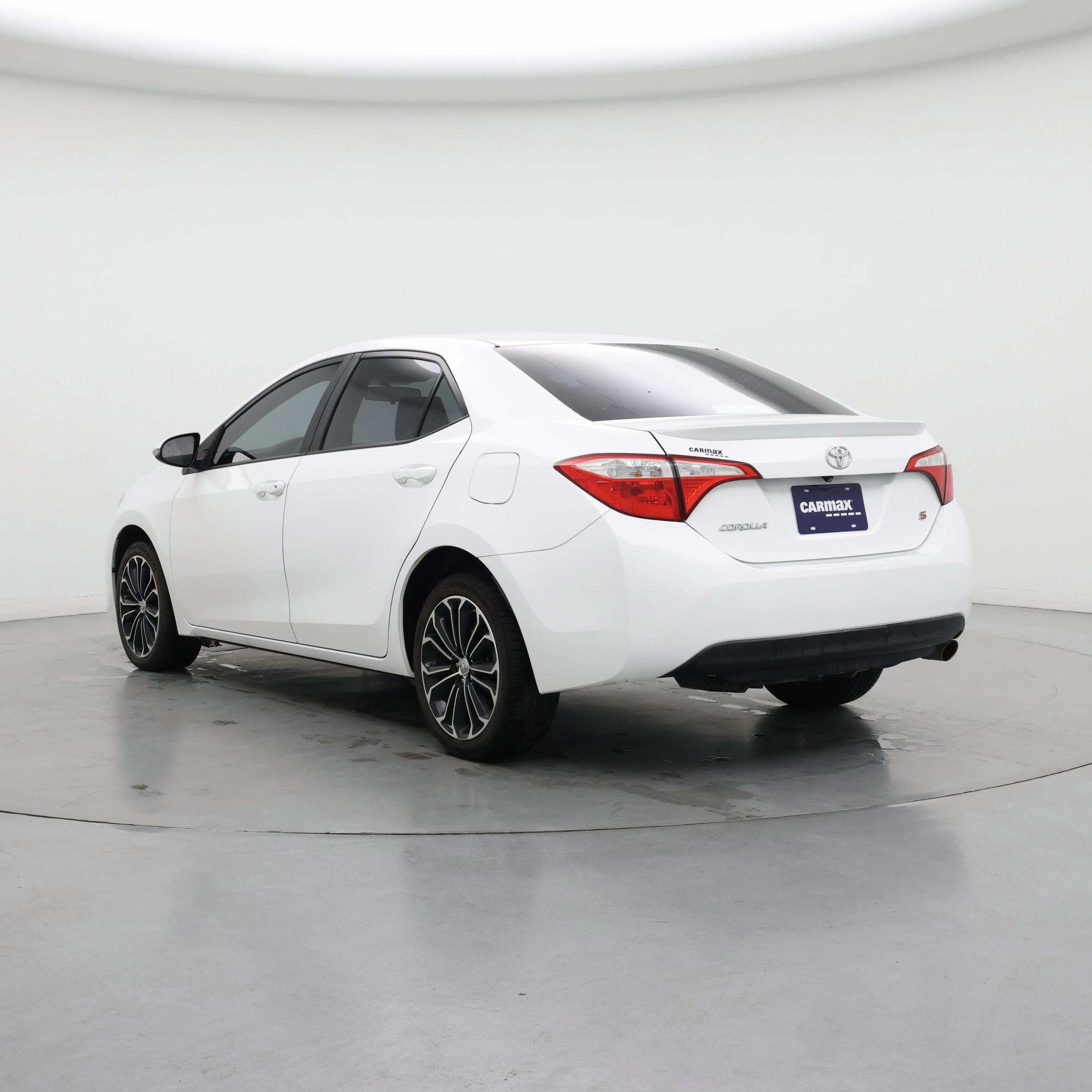 Thumbnail: 2015 Toyota Corolla - 2