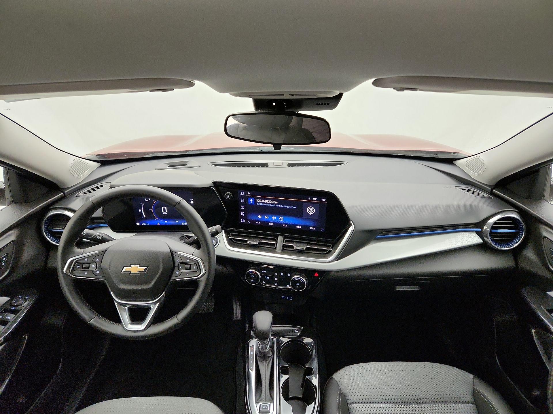 Thumbnail: 2024 Chevrolet Trax - 9
