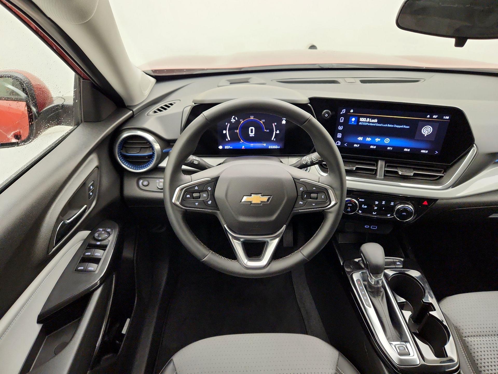 Thumbnail: 2024 Chevrolet Trax - 10