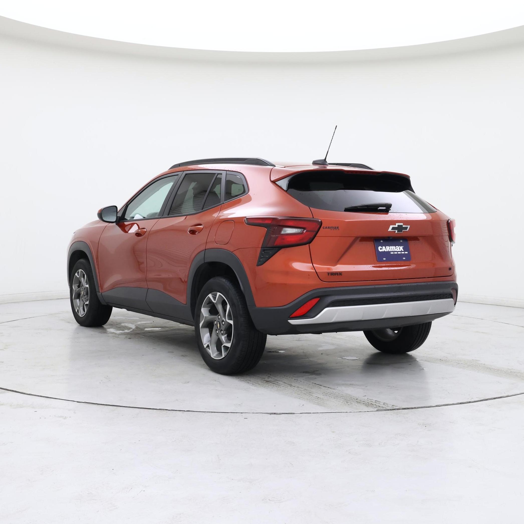 Thumbnail: 2024 Chevrolet Trax - 2