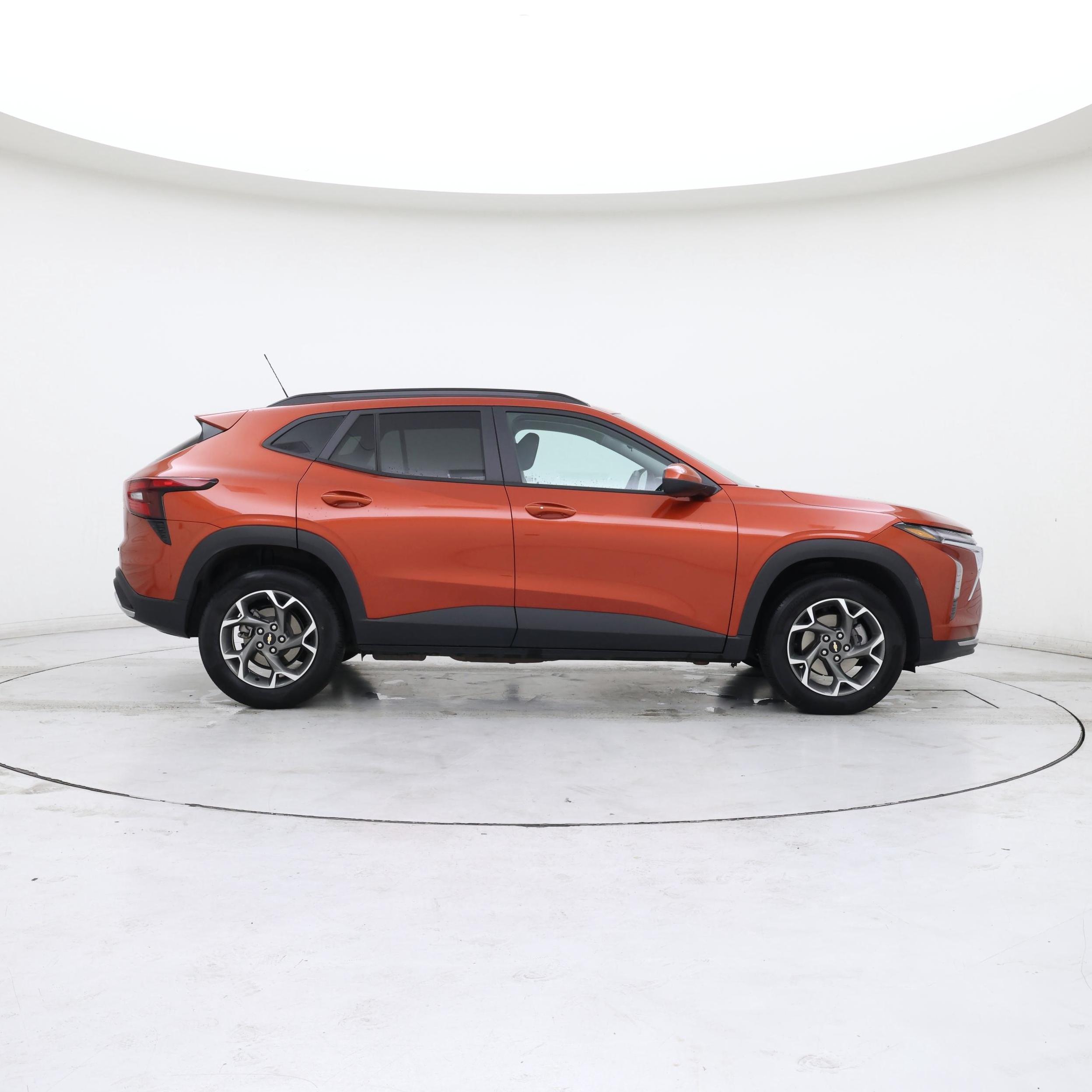Thumbnail: 2024 Chevrolet Trax - 7