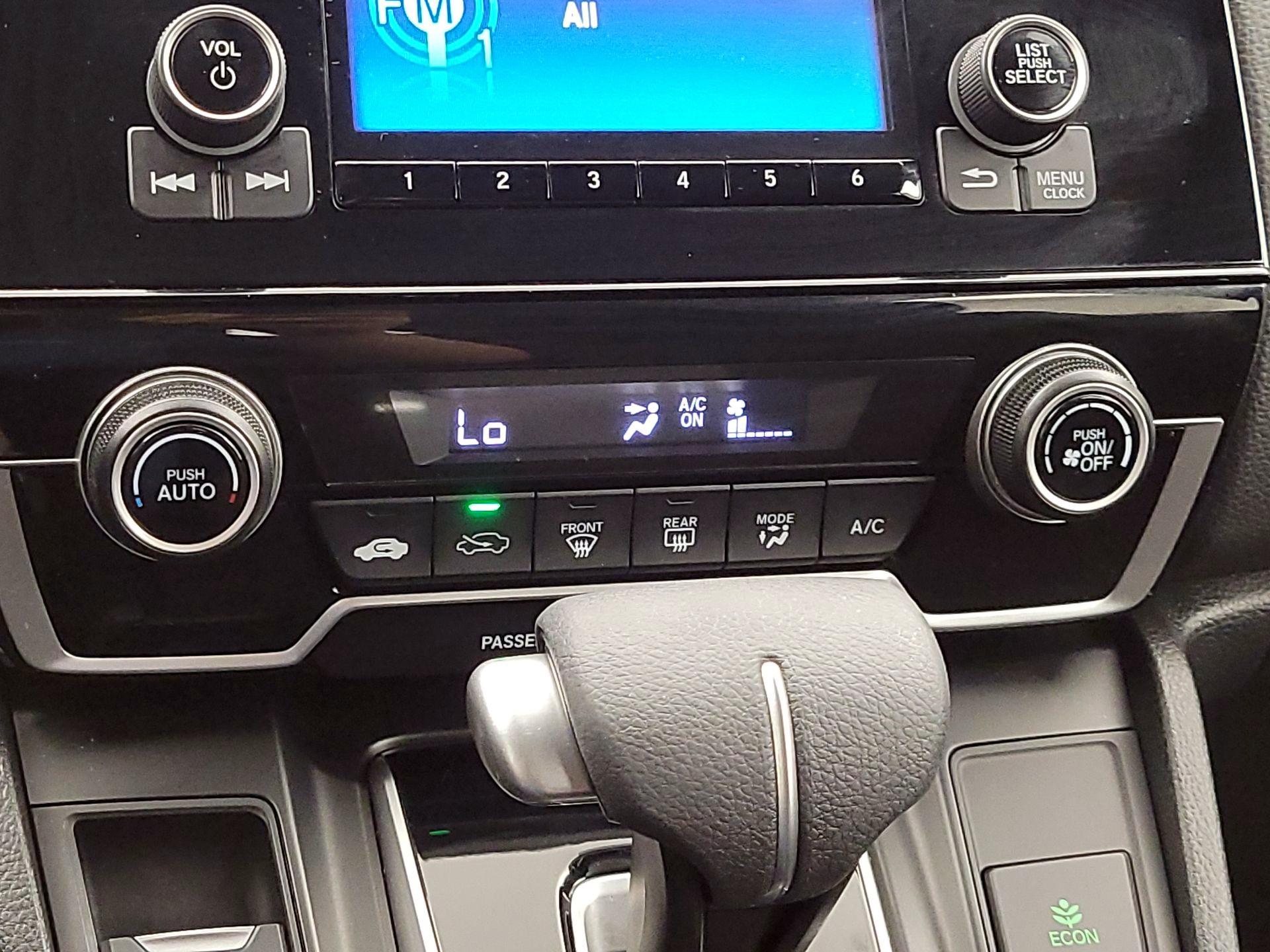 Thumbnail: 2017 Honda CR-V - 16
