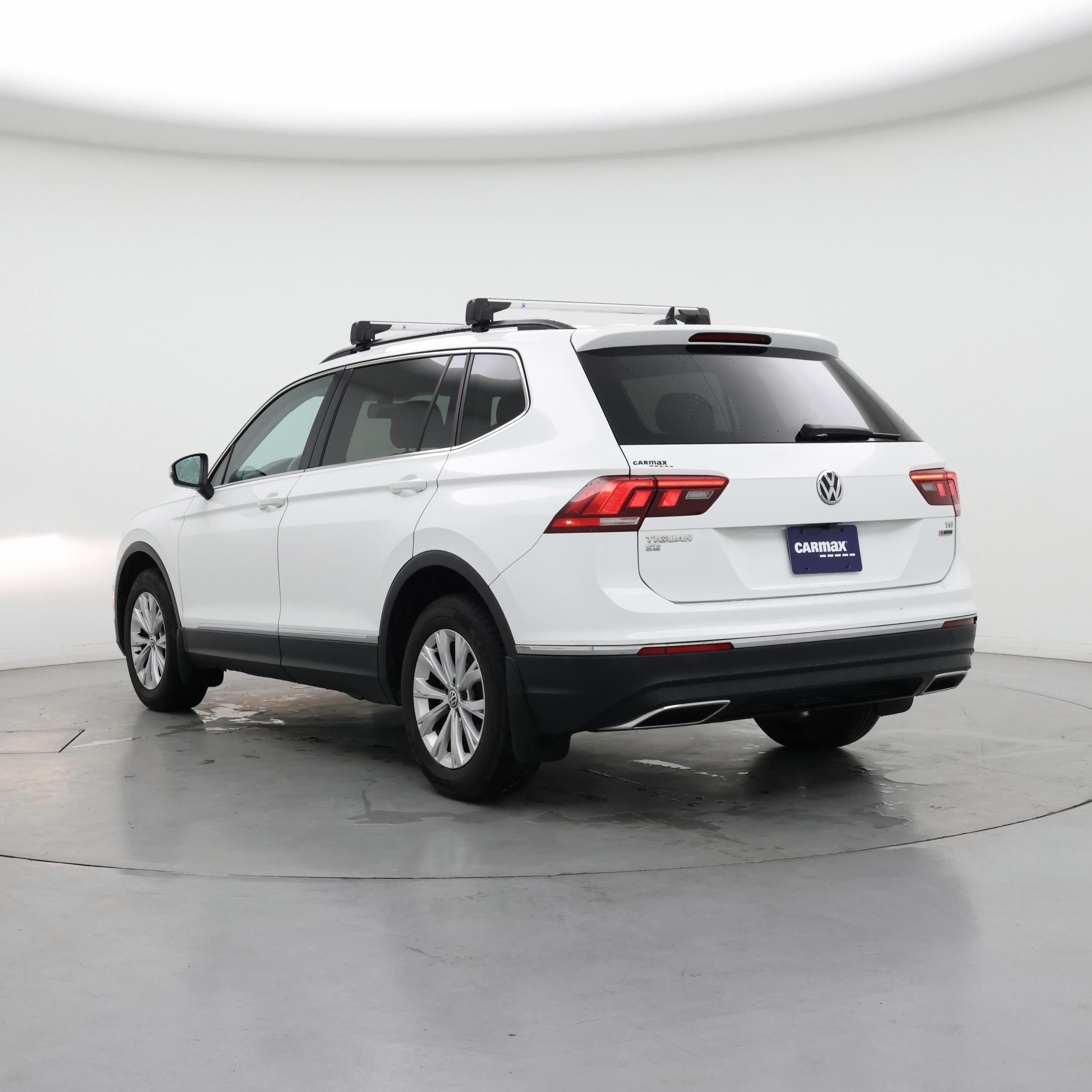 Thumbnail: 2018 Volkswagen Tiguan - 2