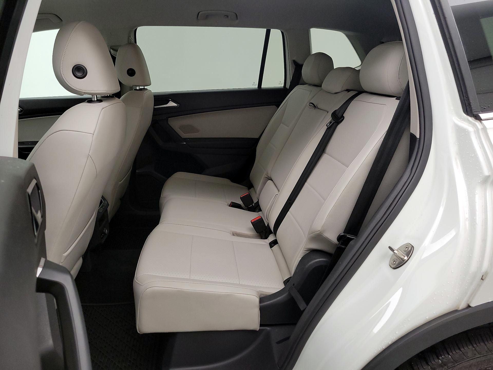 Thumbnail: 2018 Volkswagen Tiguan - 19