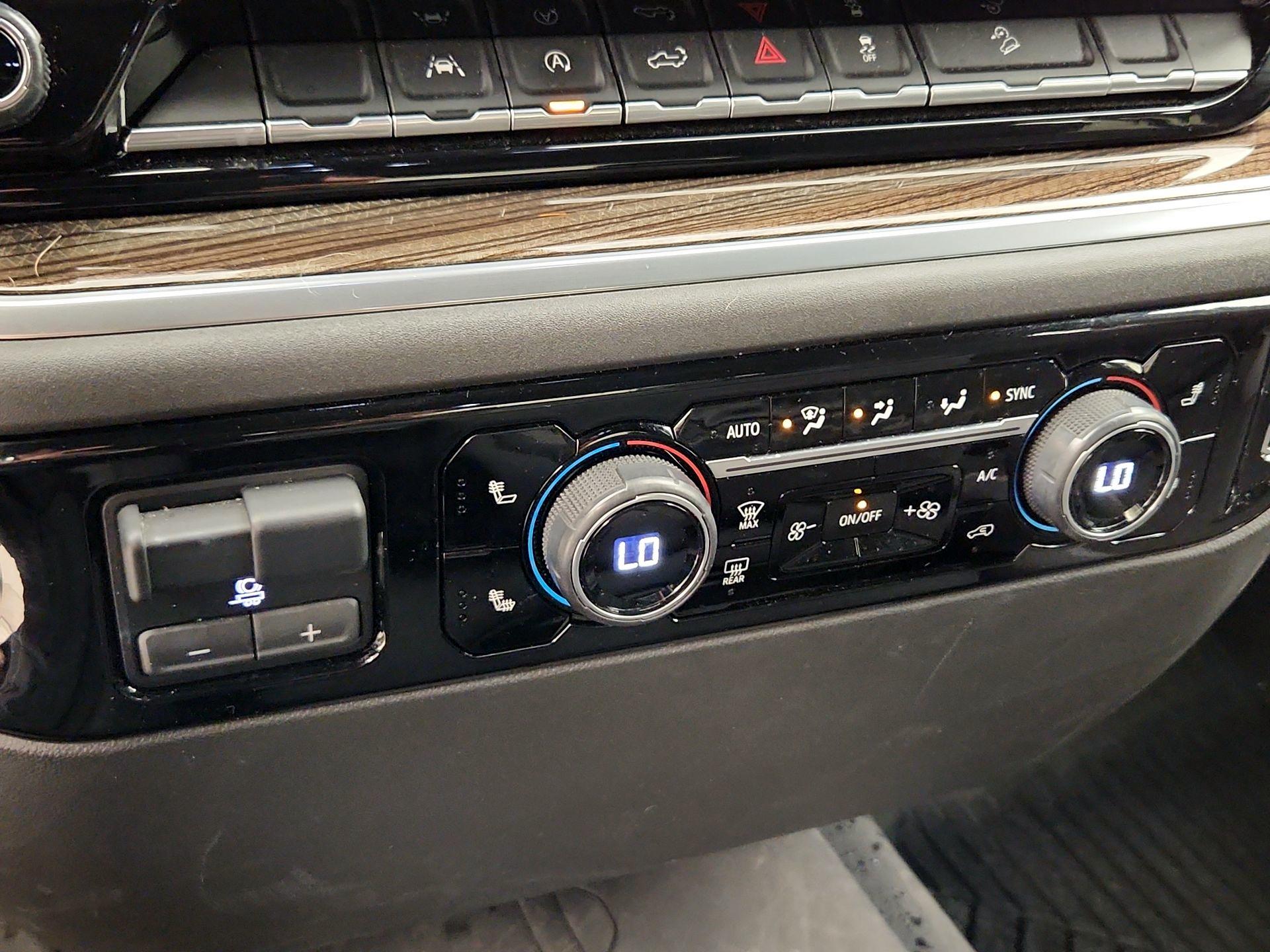 Thumbnail: 2022 Chevrolet Silverado 1500 - 16