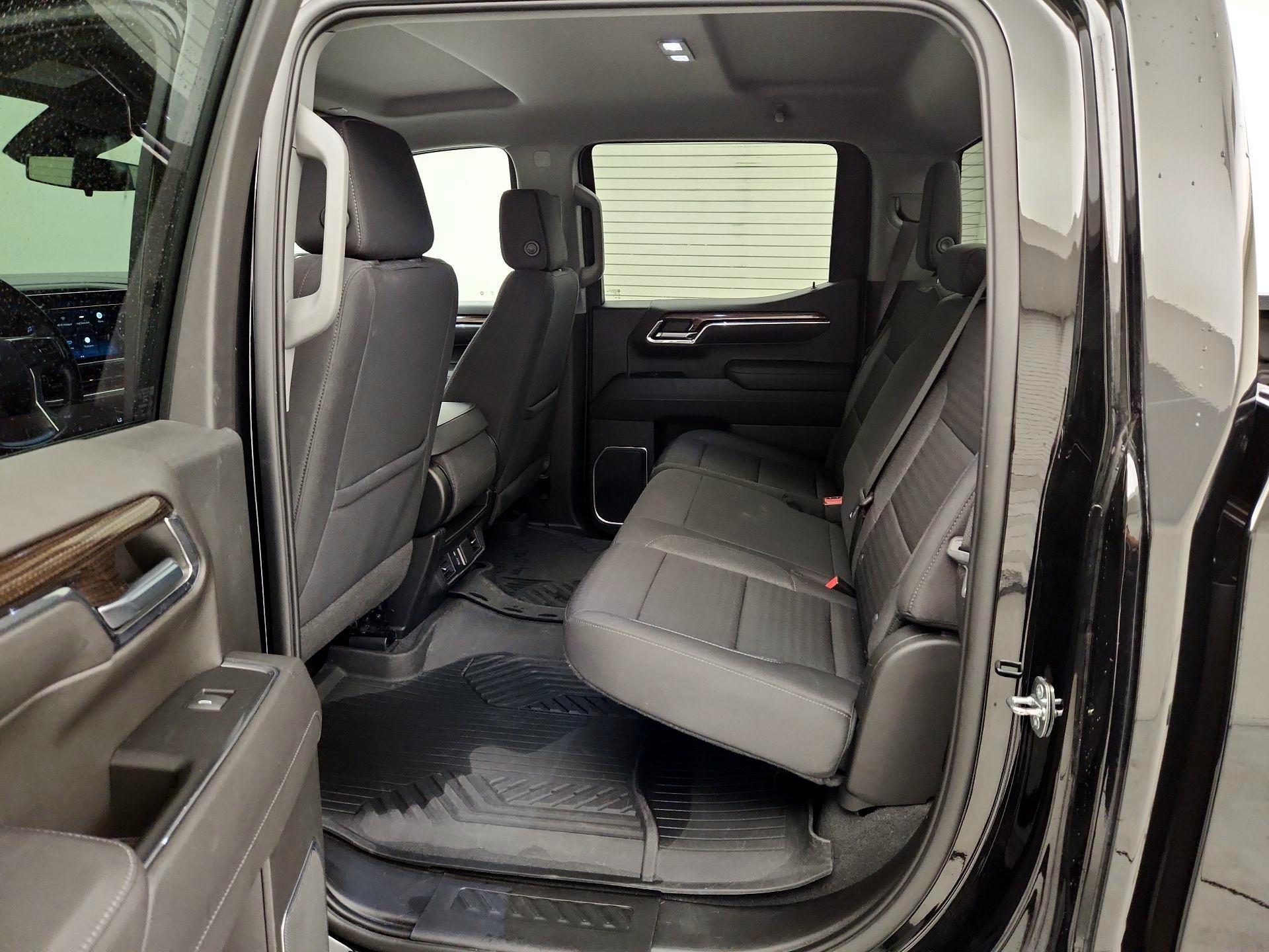 Thumbnail: 2022 Chevrolet Silverado 1500 - 19