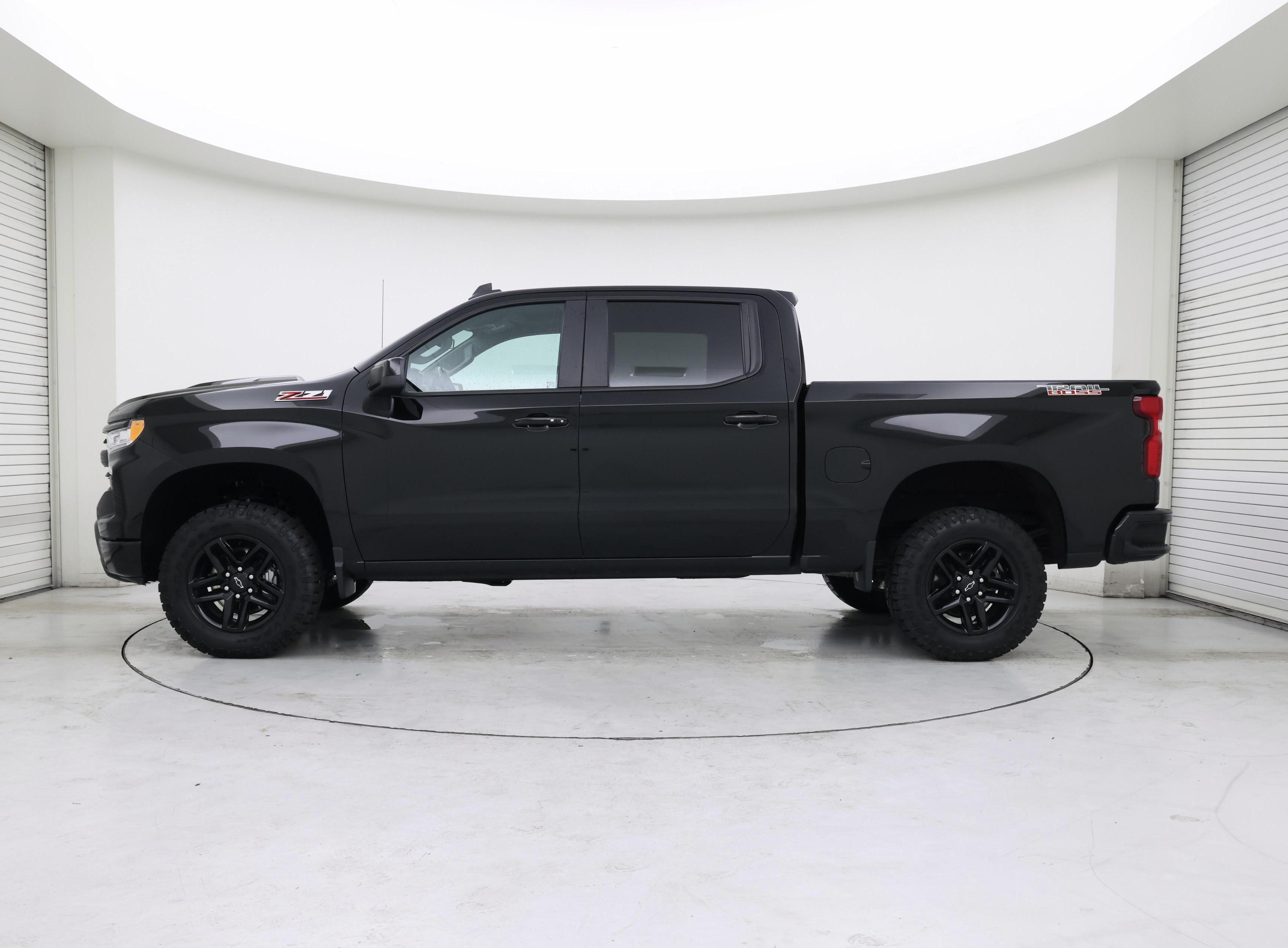 Thumbnail: 2022 Chevrolet Silverado 1500 - 3